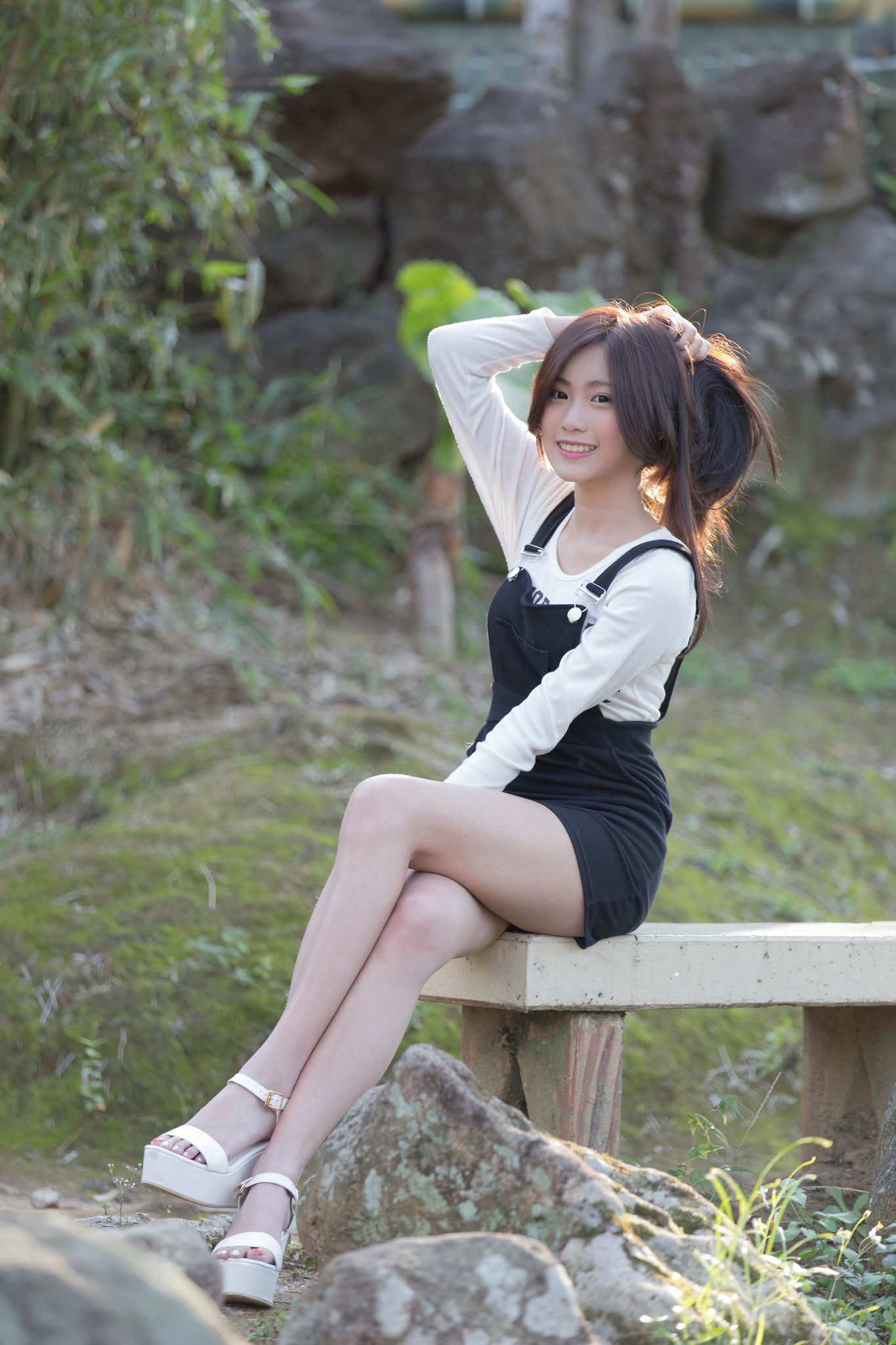 [台湾美女] 张楚珊 台北中山站麦当劳之校花女神公园小清新外拍