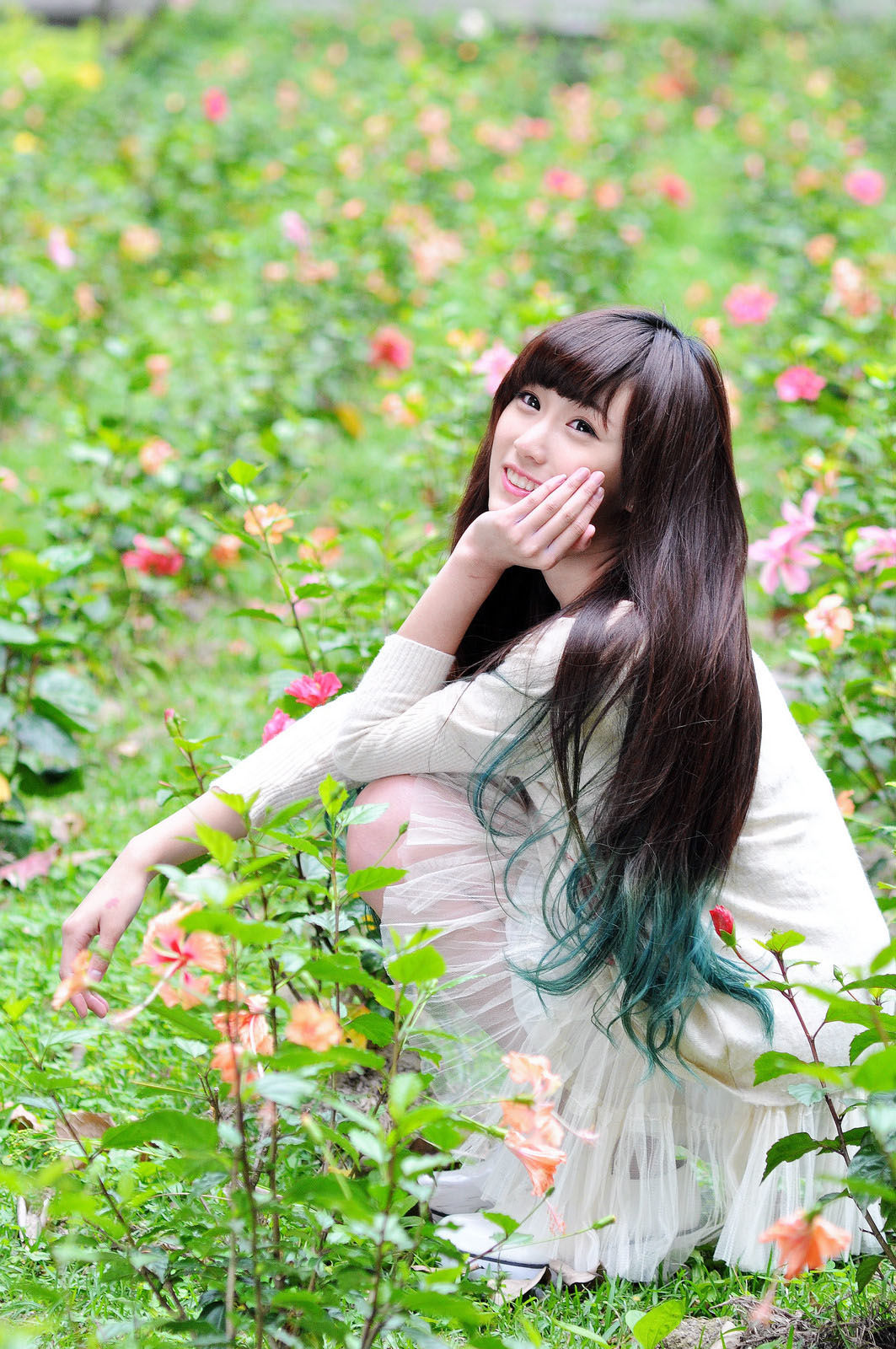 [台湾美女] 张楚珊 台北中山站麦当劳之校花女神公园小清新外拍