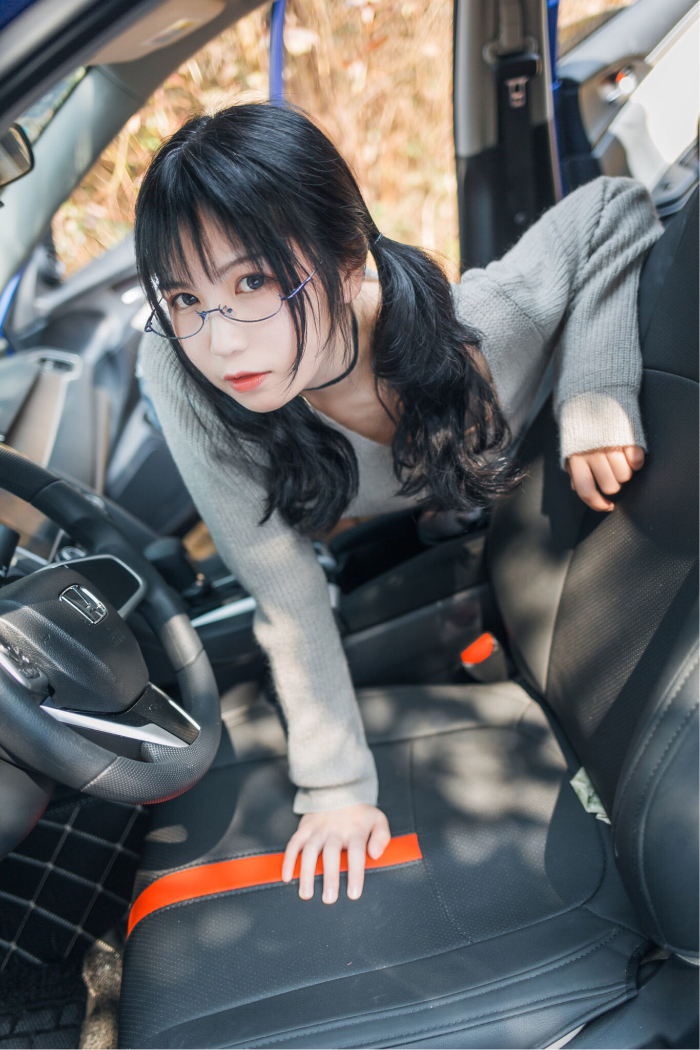 [萝莉COS] 逐月su - 车内篇