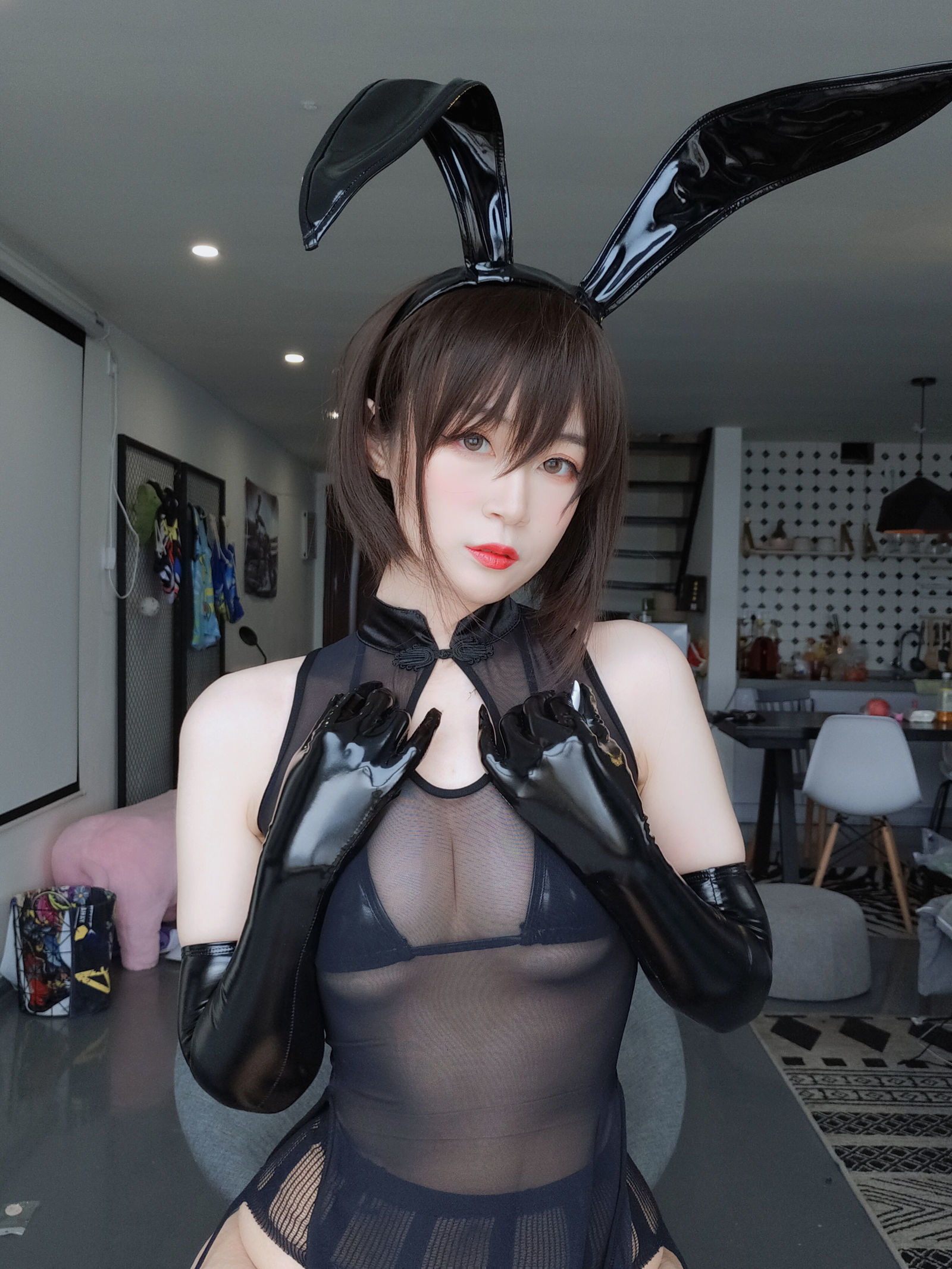 [萝莉COS] 白银 - 透明旗袍