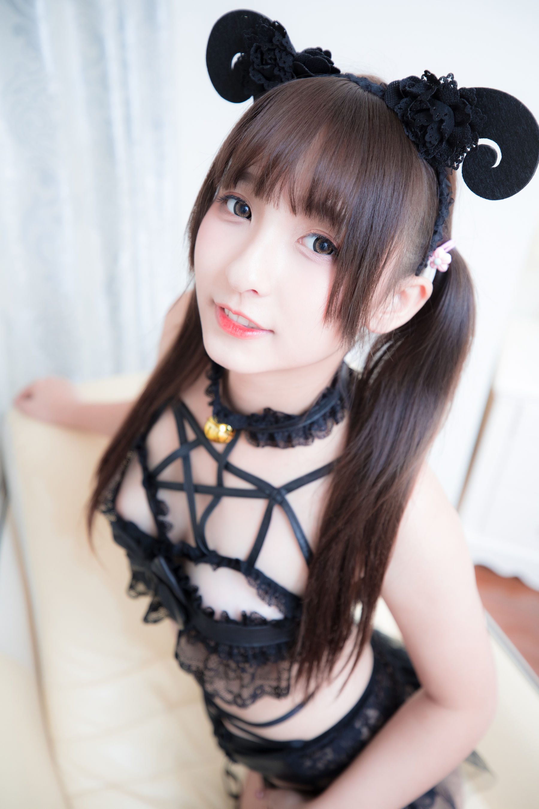 [萝莉COS] 神楽板真冬 Little Devil