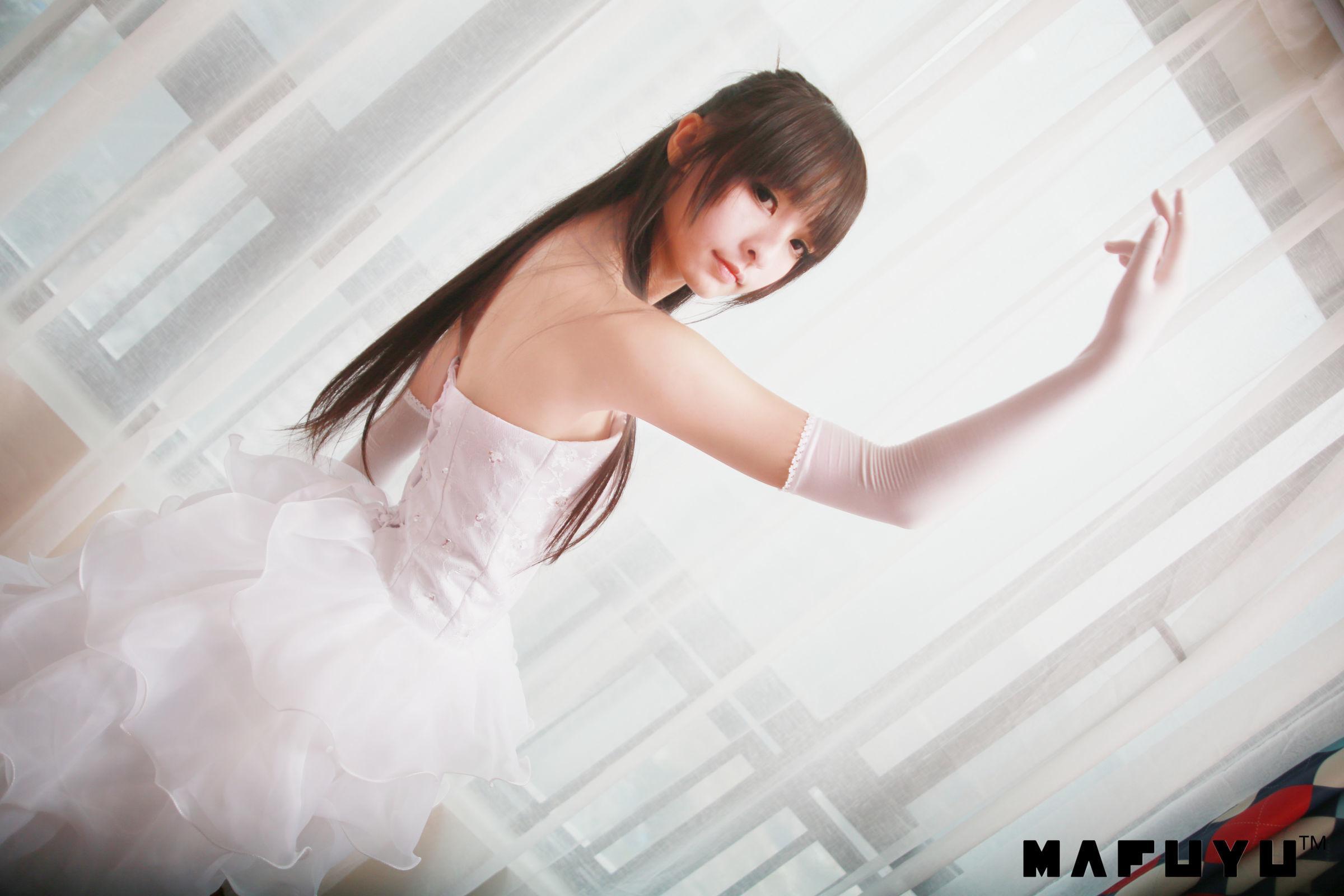 [萝莉COS] 神楽板真冬 婚纱系列套图