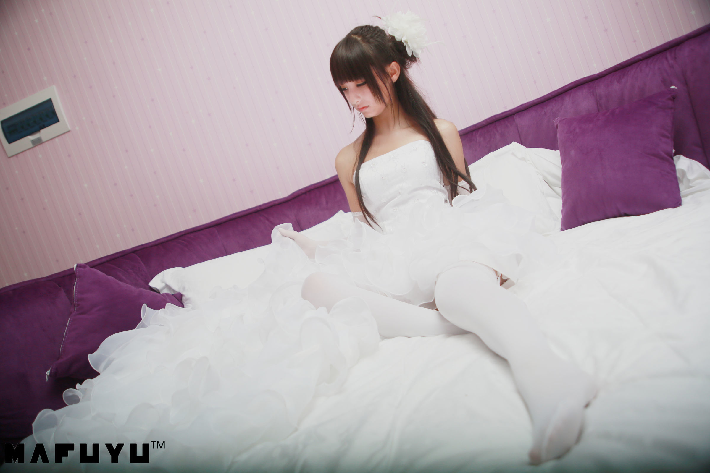 [萝莉COS] 神楽板真冬 婚纱系列套图