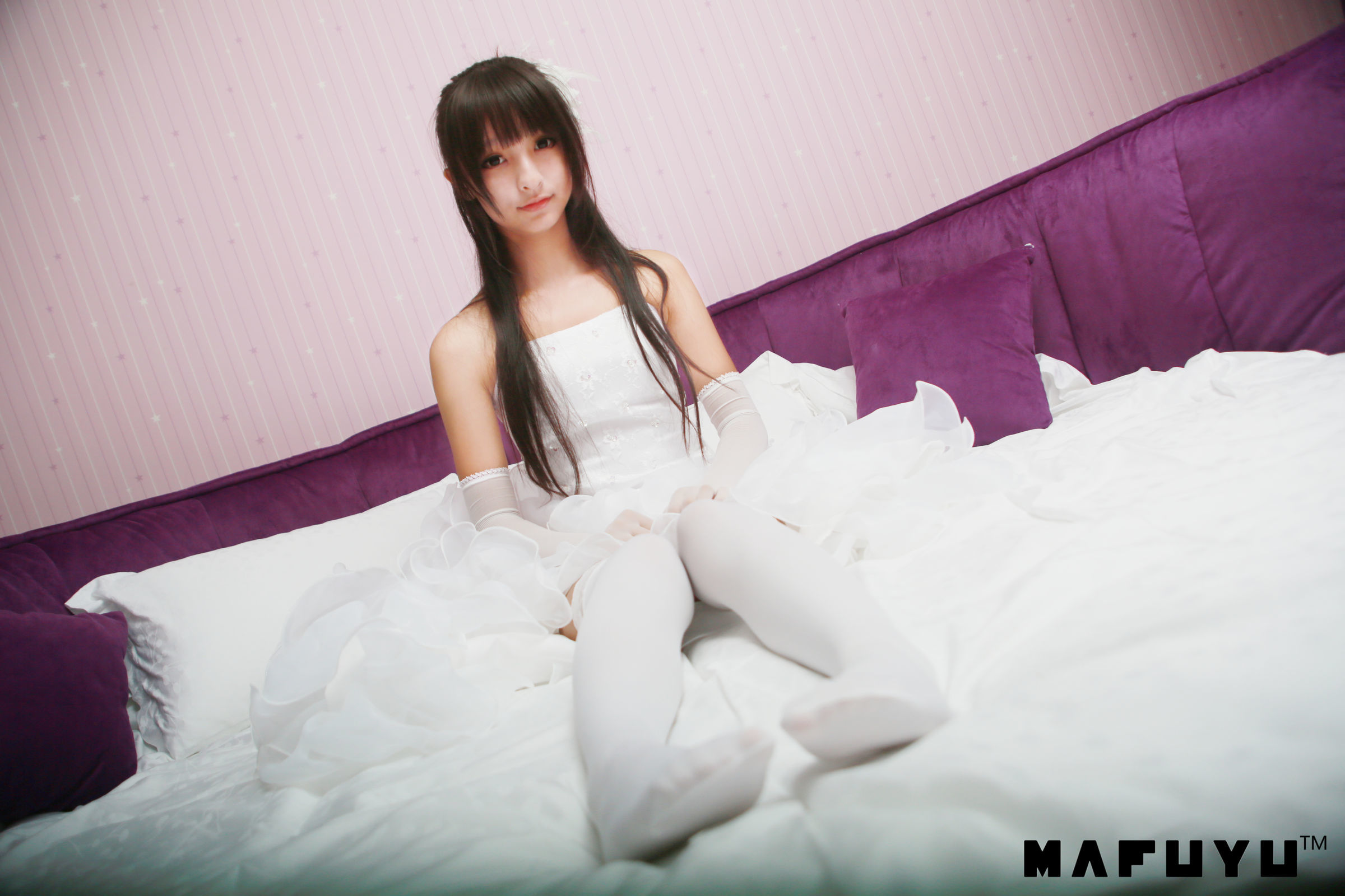 [萝莉COS] 神楽板真冬 婚纱系列套图