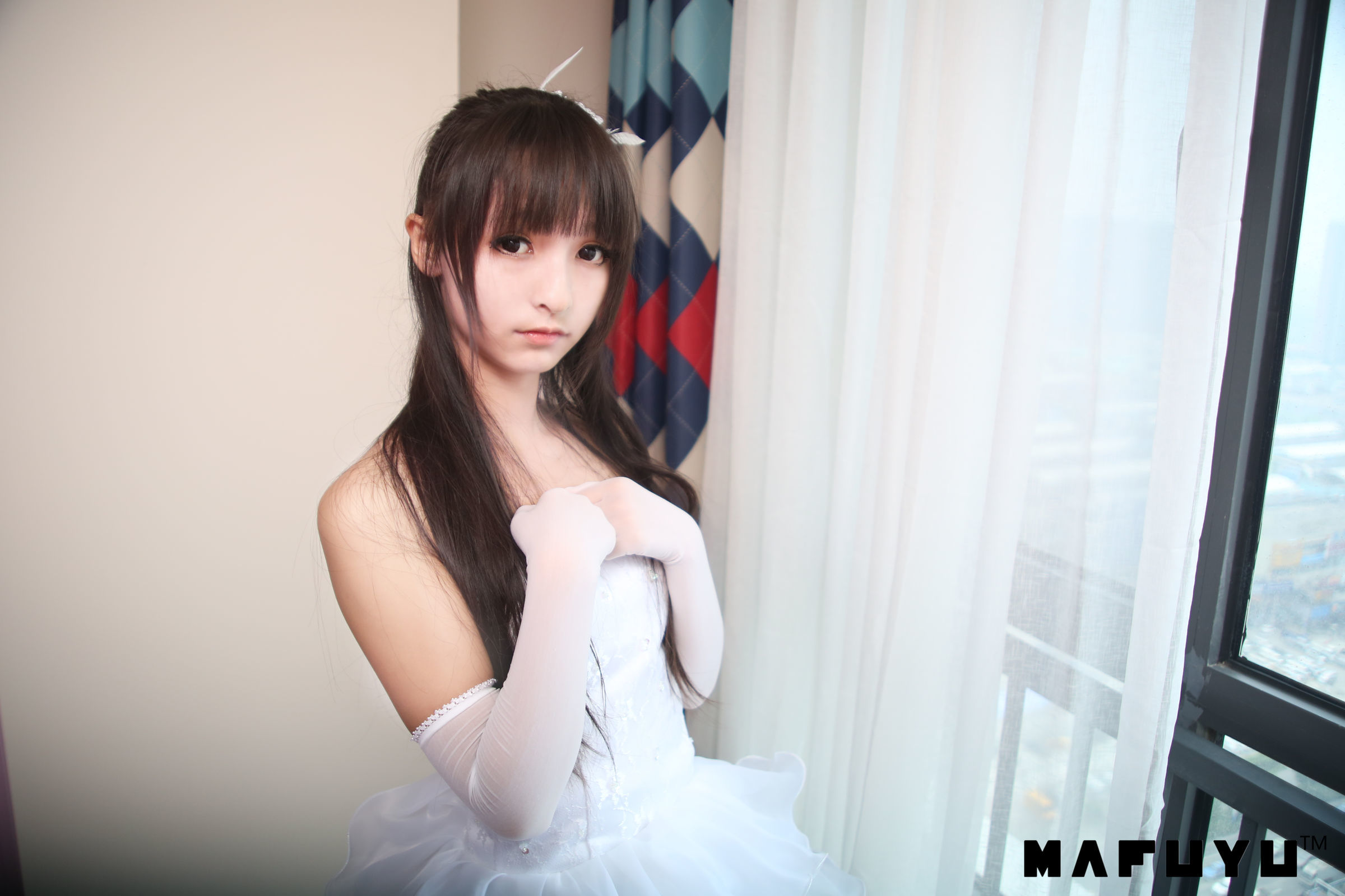 [萝莉COS] 神楽板真冬 婚纱系列套图