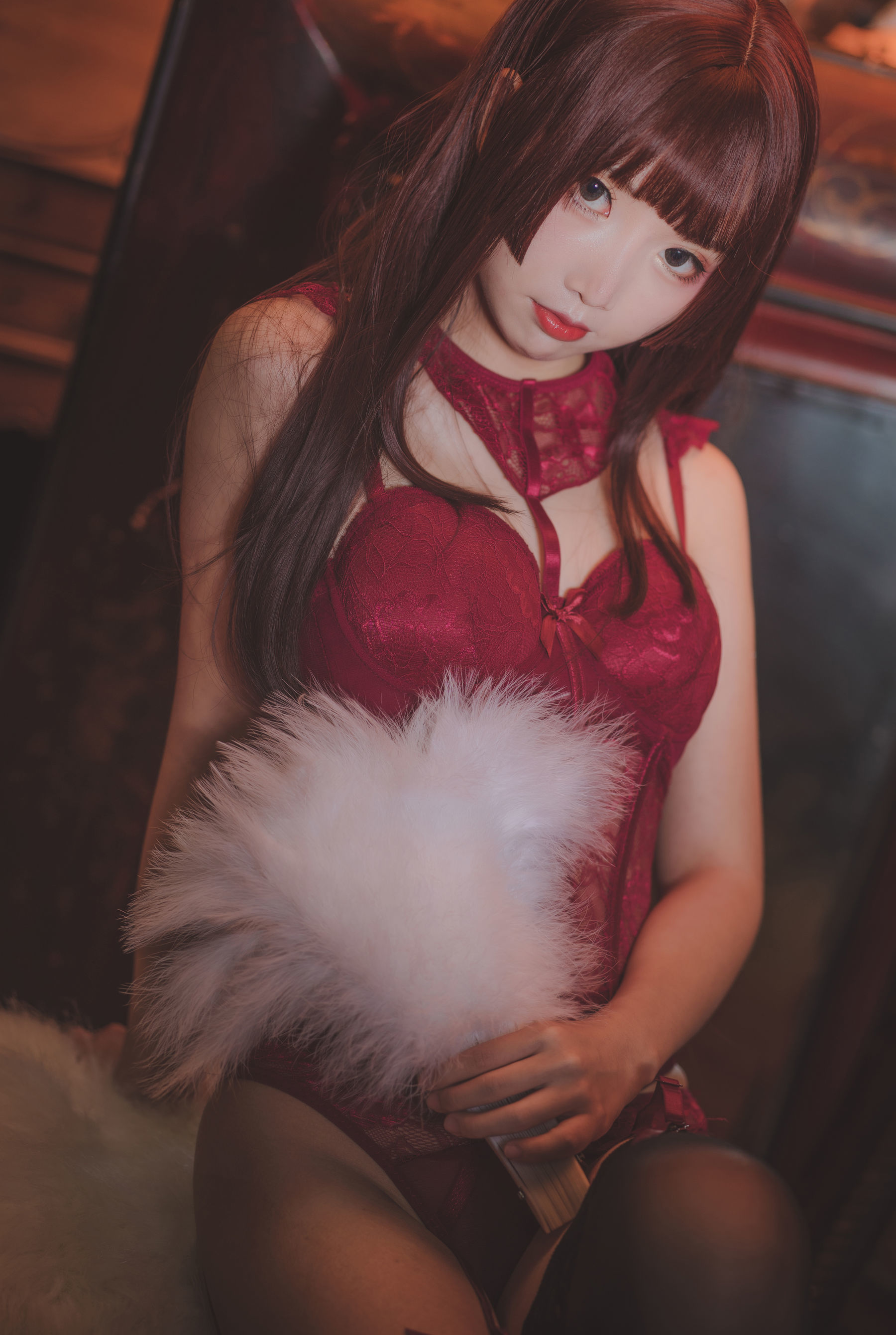 [萝莉COS] 面饼仙儿 - 脑内少女 红色束衣