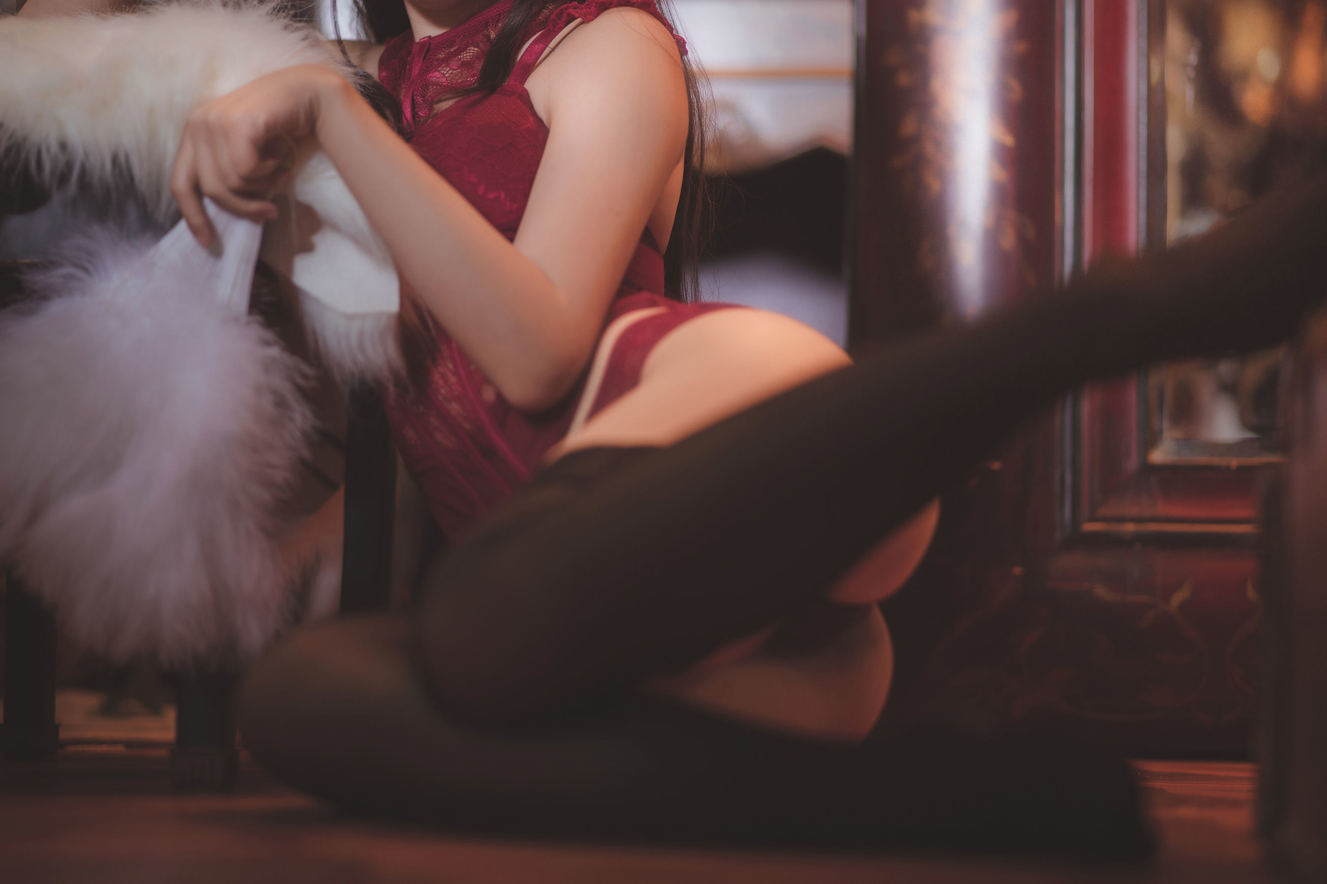[萝莉COS] 面饼仙儿 - 脑内少女 红色束衣
