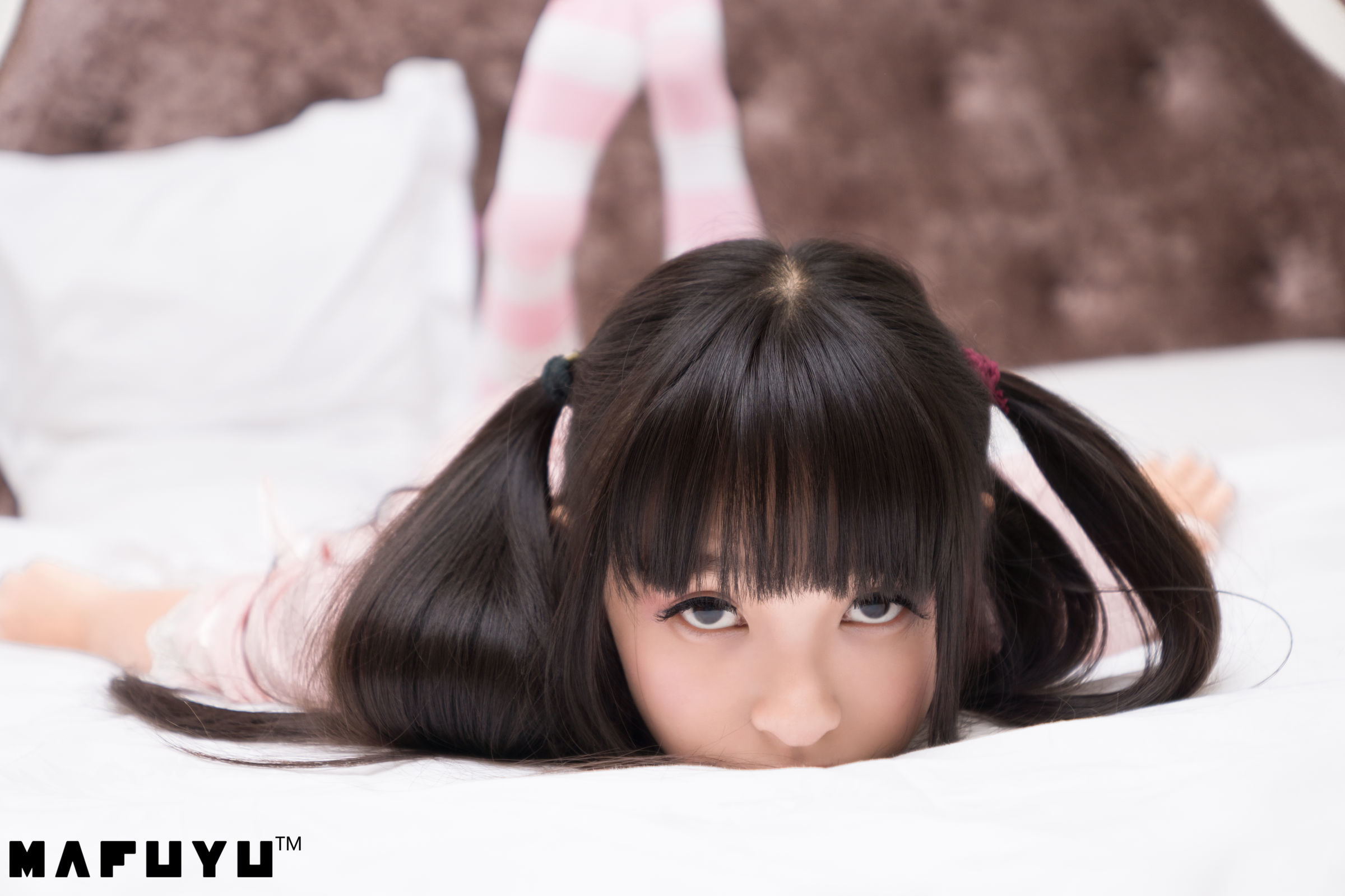 [萝莉COS] 神楽板真冬 粉白条纹系列套图