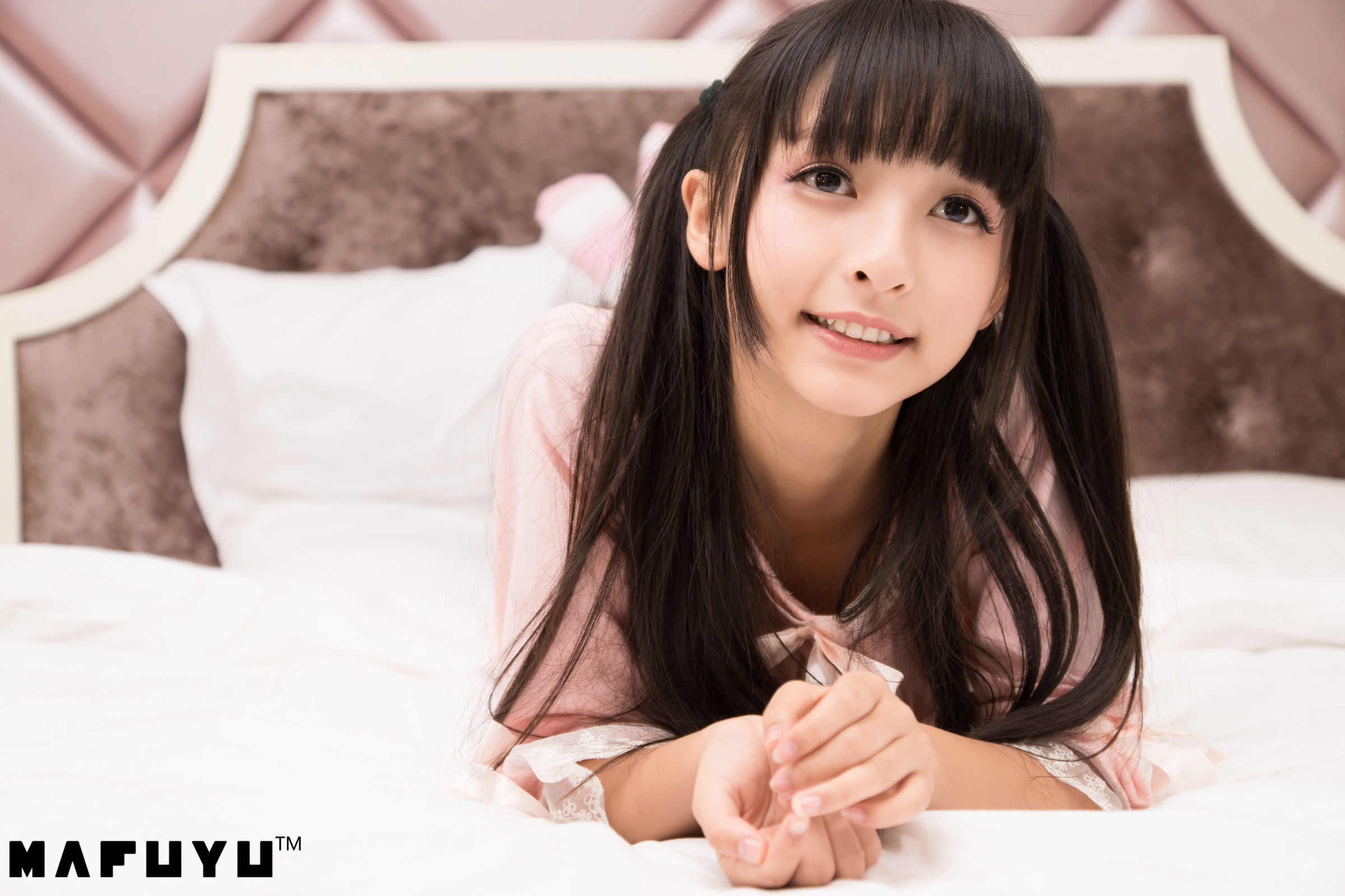 [萝莉COS] 神楽板真冬 粉白条纹系列套图