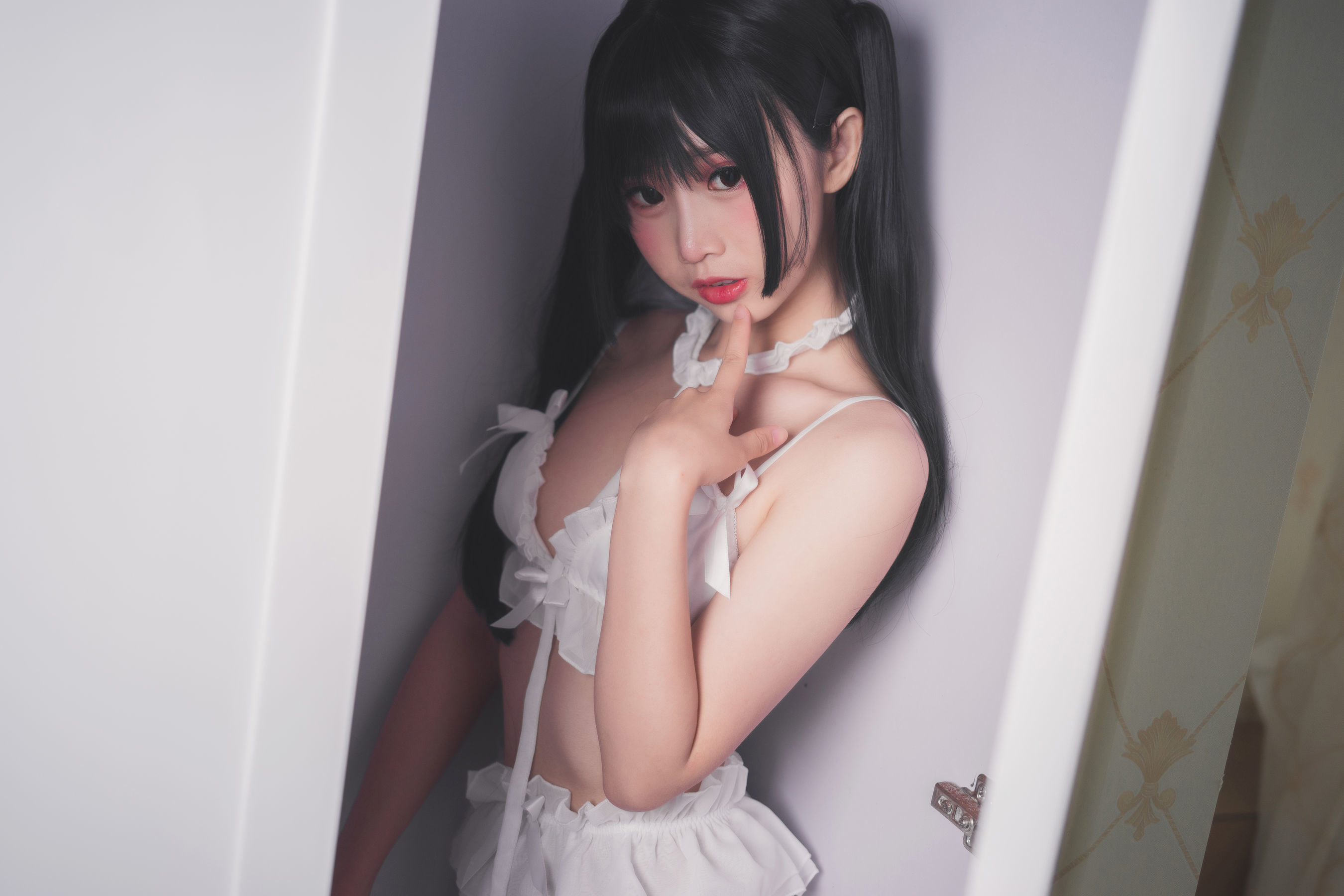 [萝莉COS] 面饼仙儿 - 脑内少女 白内衣