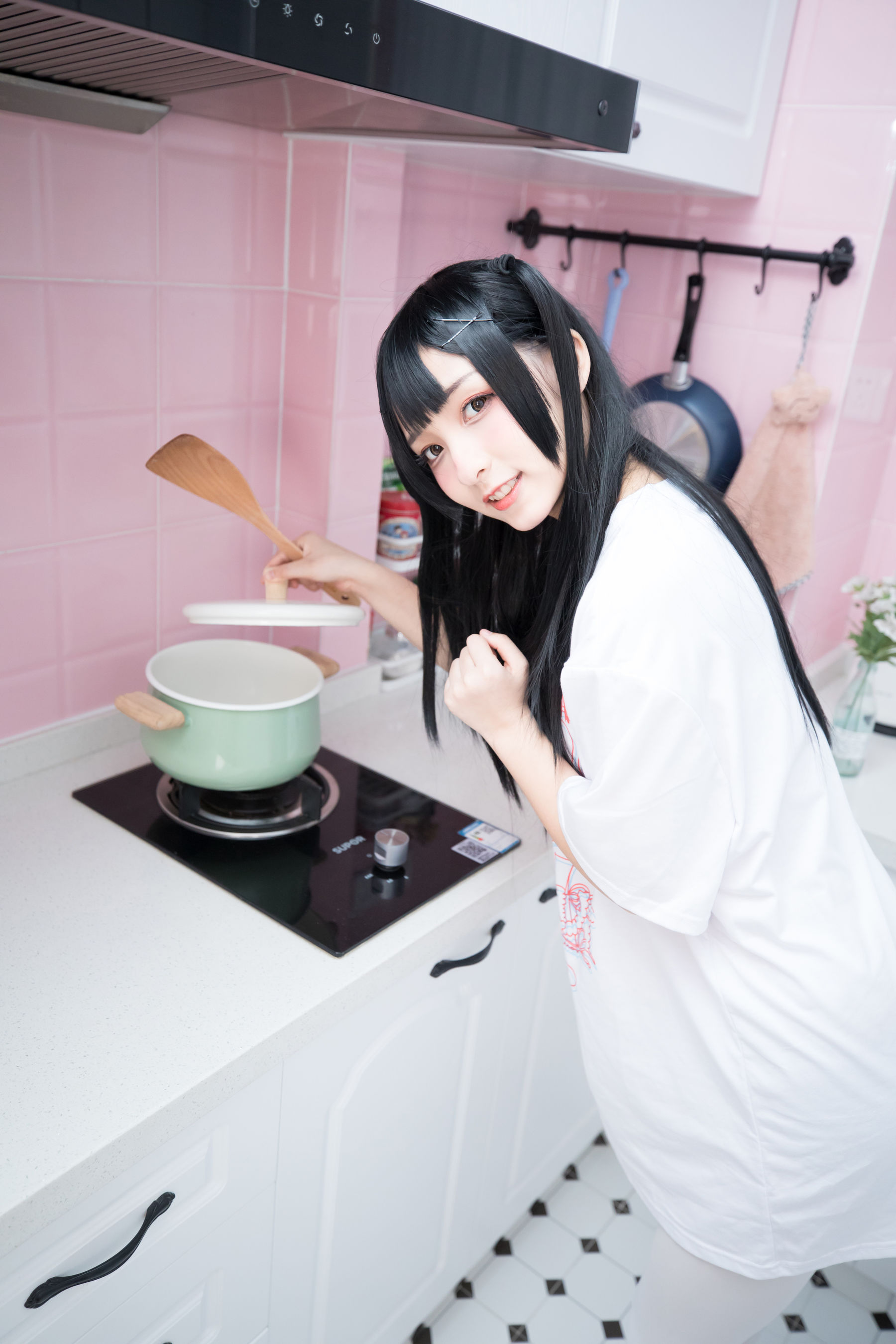 [萝莉COS] 神楽坂真冬 魔法を使えないの日常