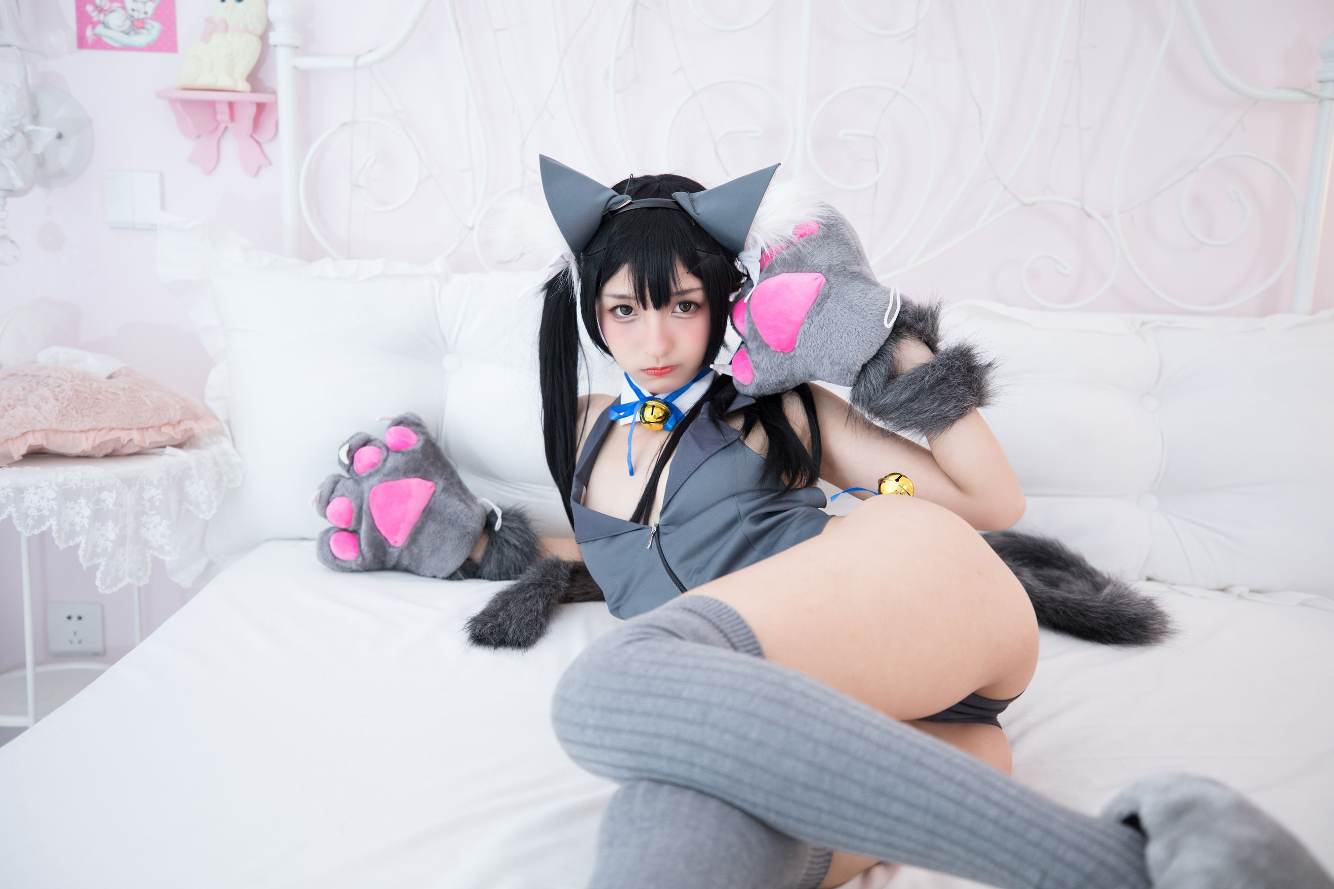 [萝莉COS] 神楽坂真冬 魔法を使えないの日常