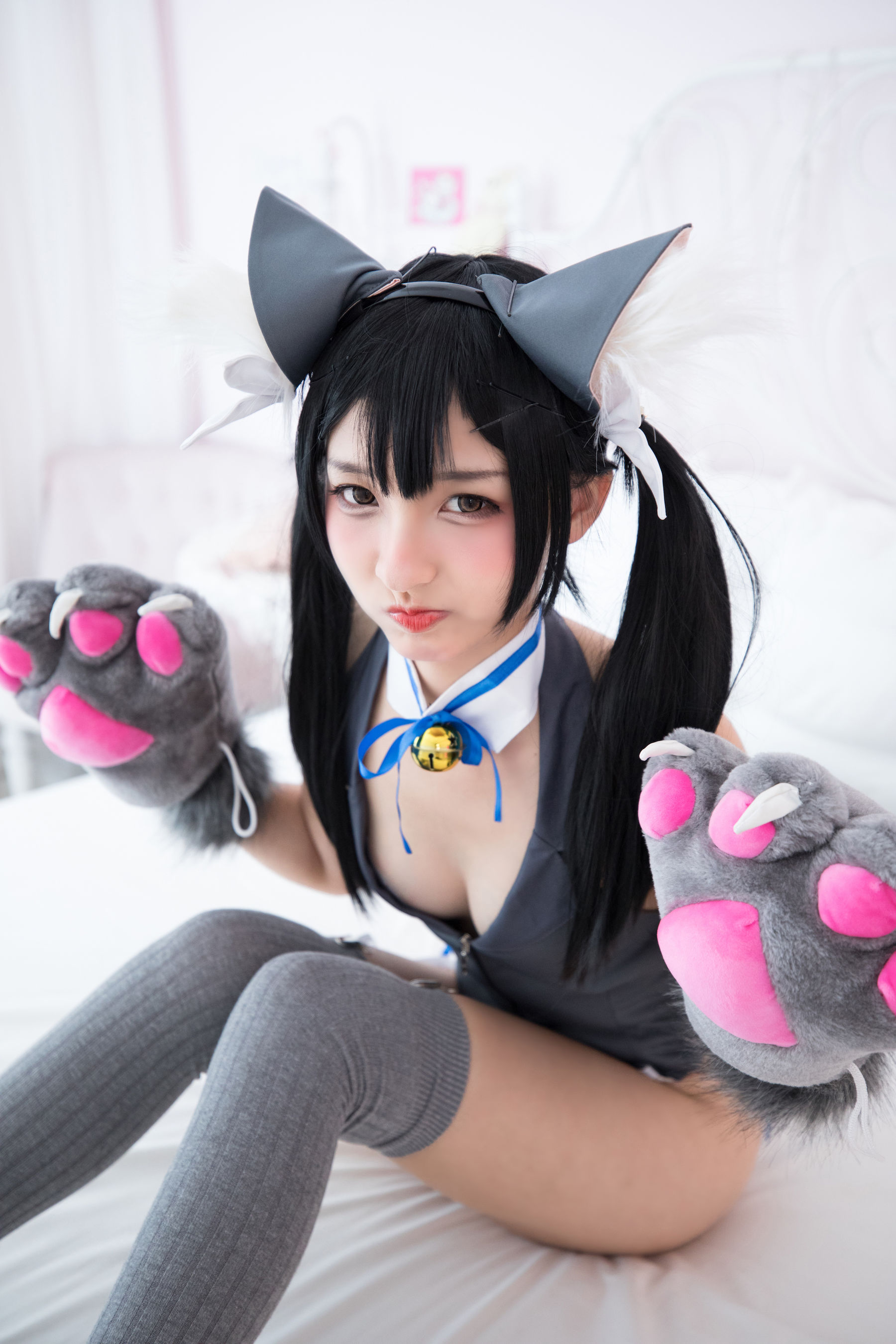 [萝莉COS] 神楽坂真冬 魔法を使えないの日常