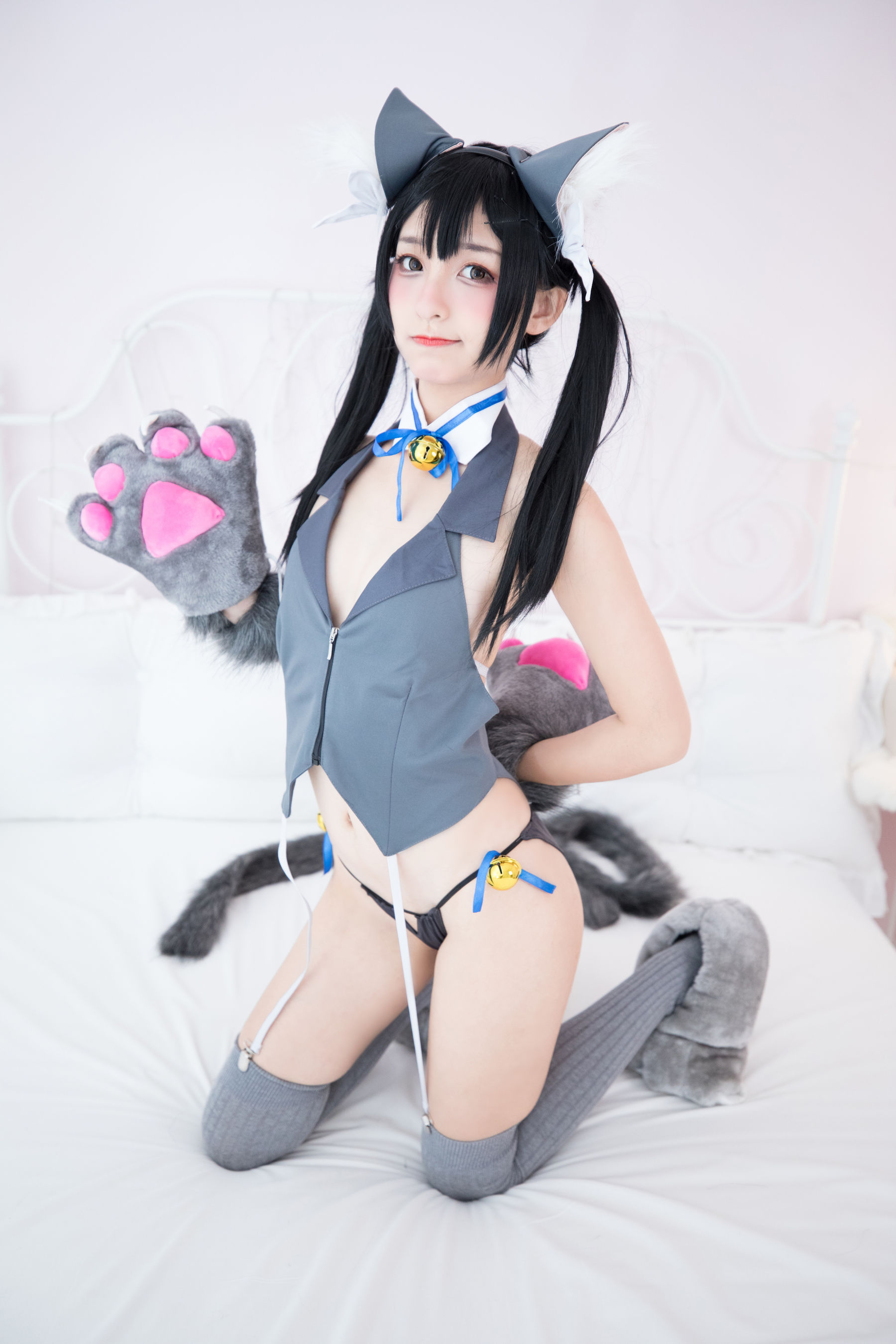 [萝莉COS] 神楽坂真冬 魔法を使えないの日常