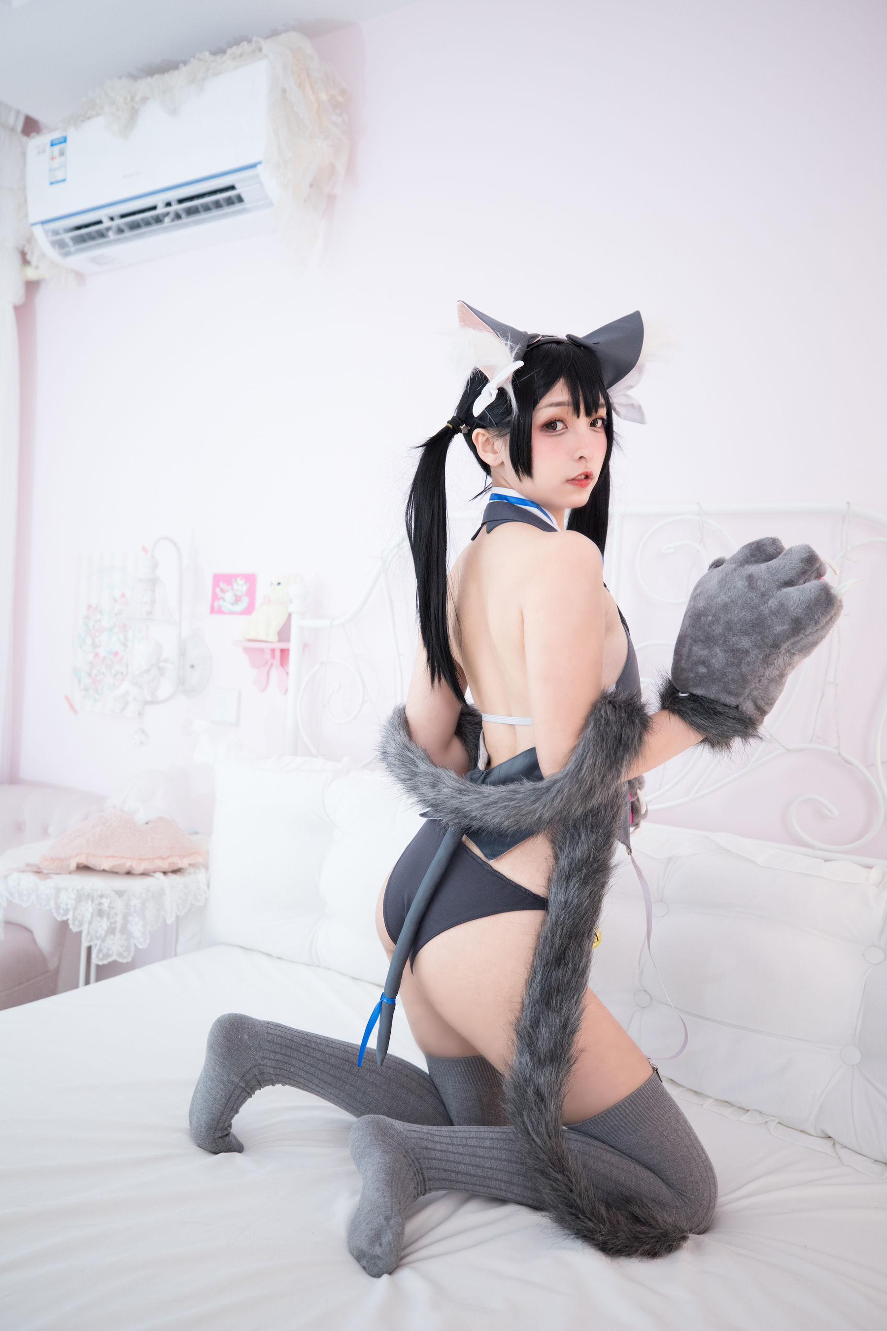 [萝莉COS] 神楽坂真冬 魔法を使えないの日常