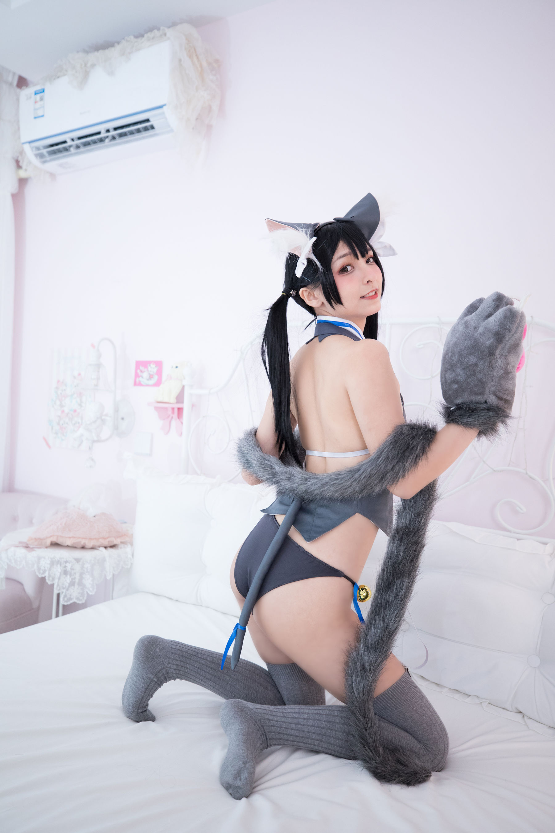 [萝莉COS] 神楽坂真冬 魔法を使えないの日常