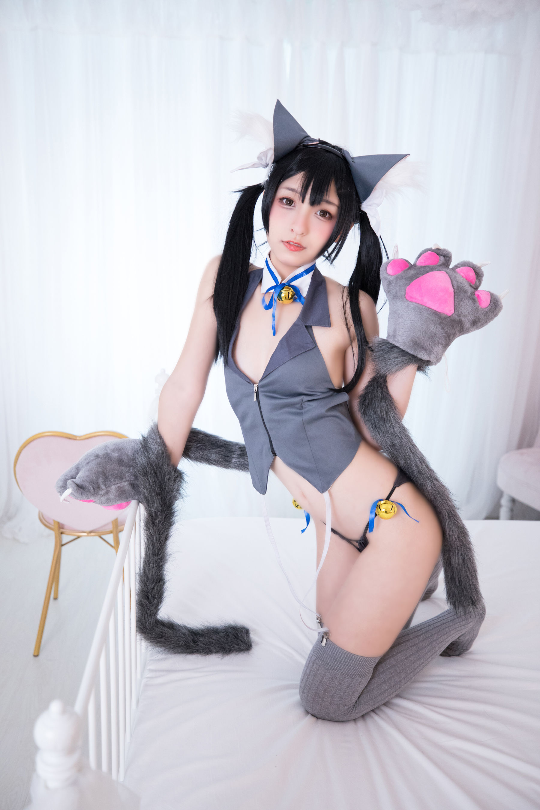 [萝莉COS] 神楽坂真冬 魔法を使えないの日常