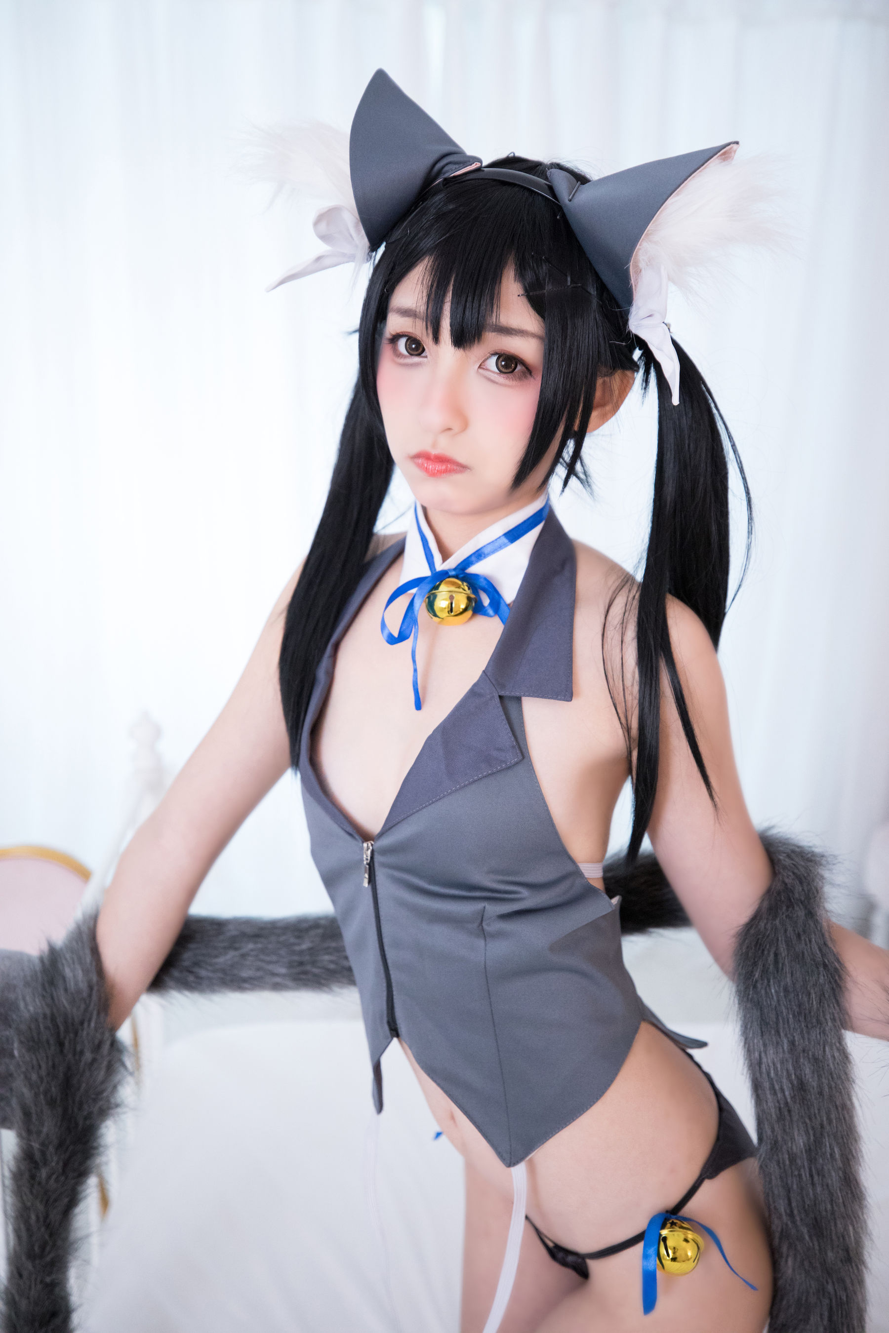 [萝莉COS] 神楽坂真冬 魔法を使えないの日常