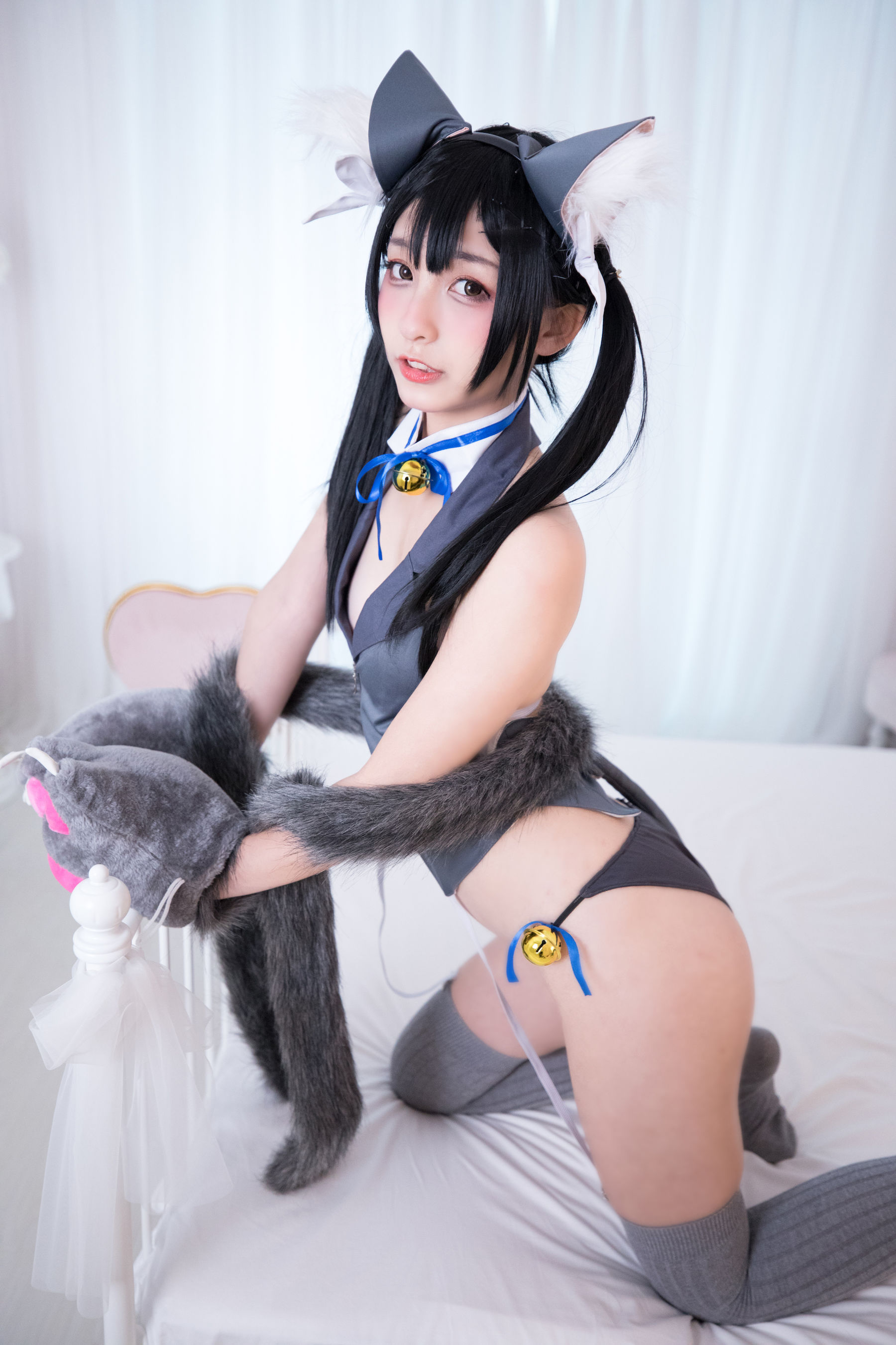 [萝莉COS] 神楽坂真冬 魔法を使えないの日常
