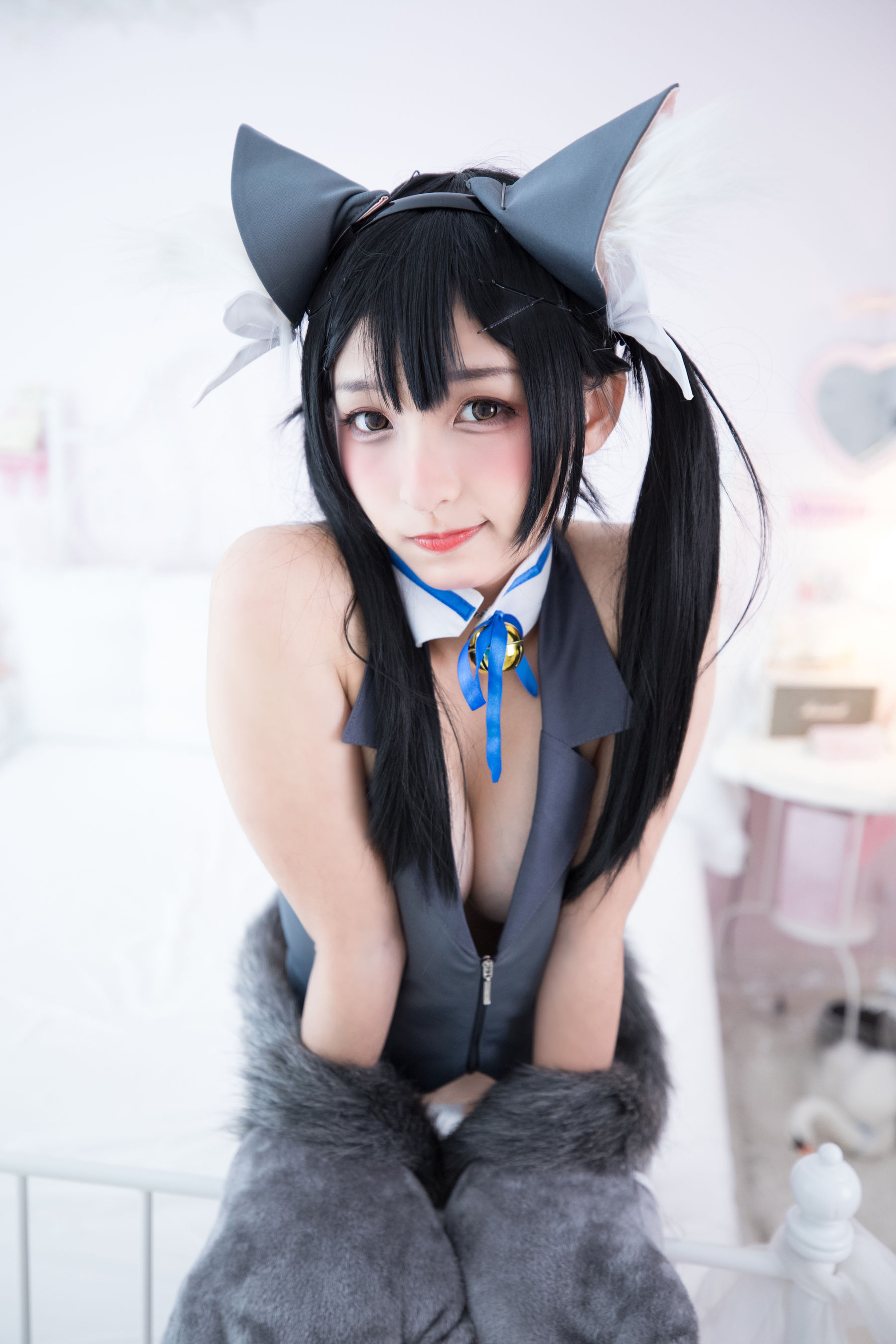 [萝莉COS] 神楽坂真冬 魔法を使えないの日常