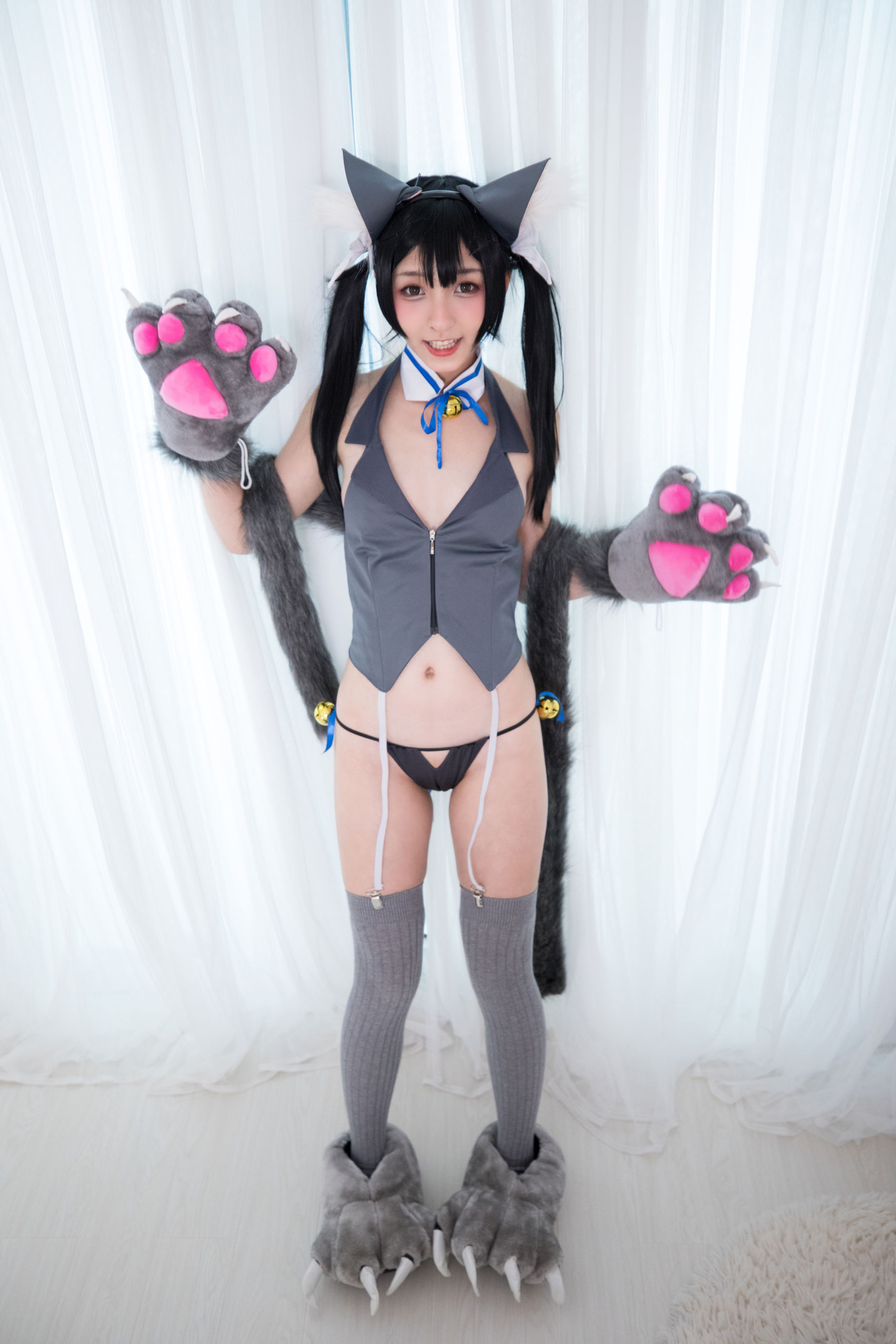 [萝莉COS] 神楽坂真冬 魔法を使えないの日常