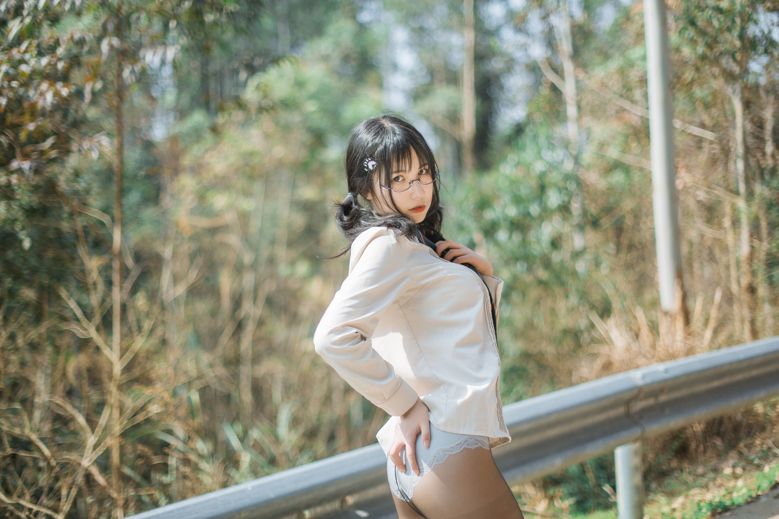 [萝莉COS] 逐月su - 乡间小路