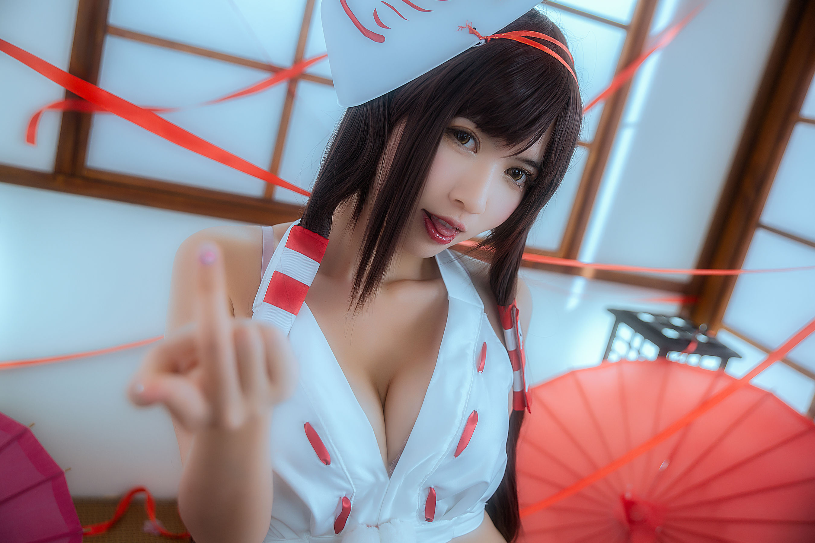 [萝莉COS] 鳗鱼霏儿 - 巫女