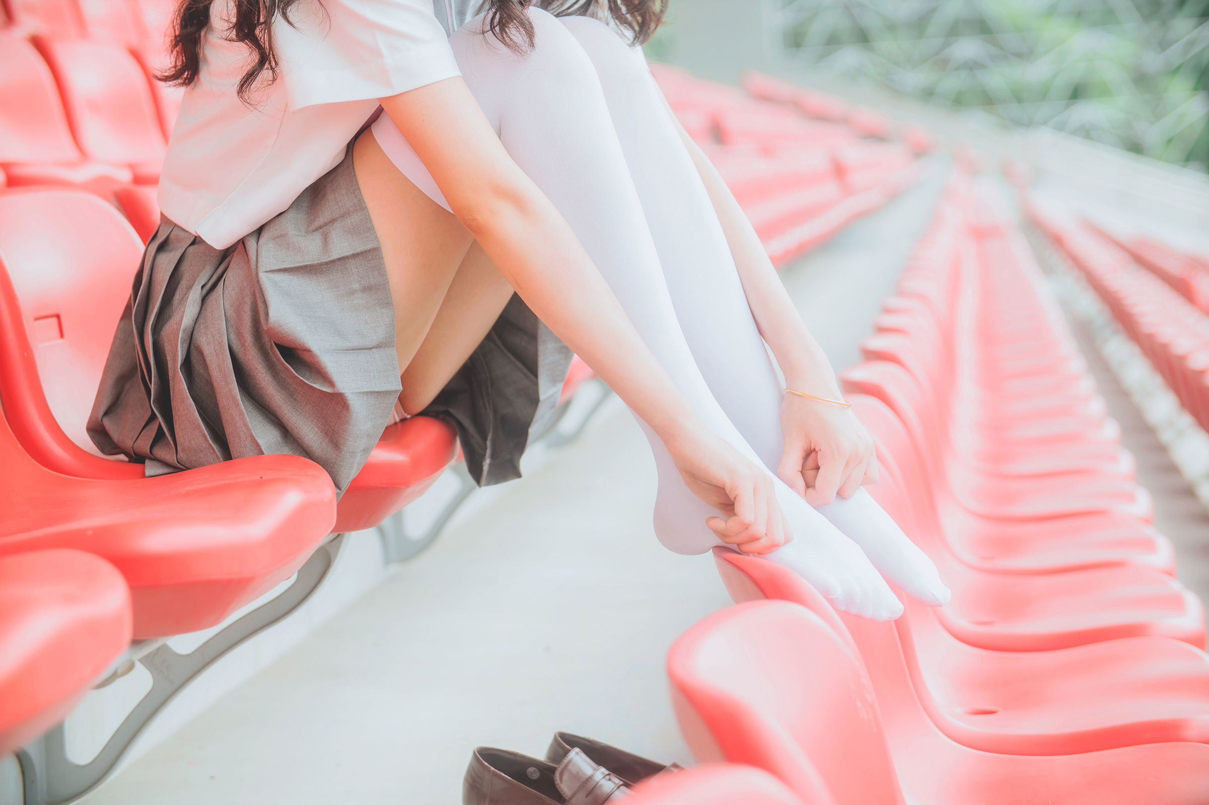 [萝莉COS] 木绵绵OwO - 灰色JK制服