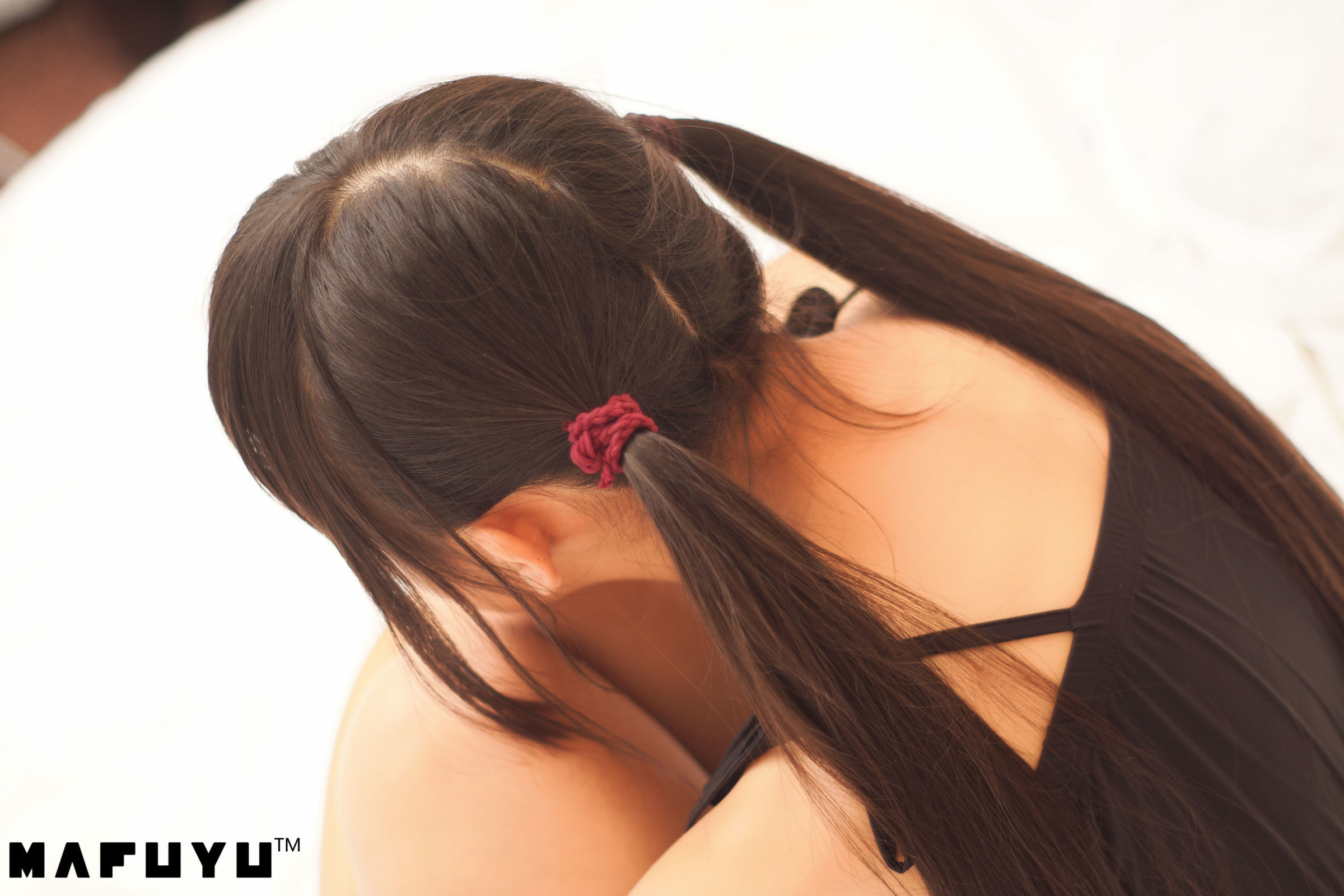 [萝莉COS] 神楽坂真冬 裸足系列套图