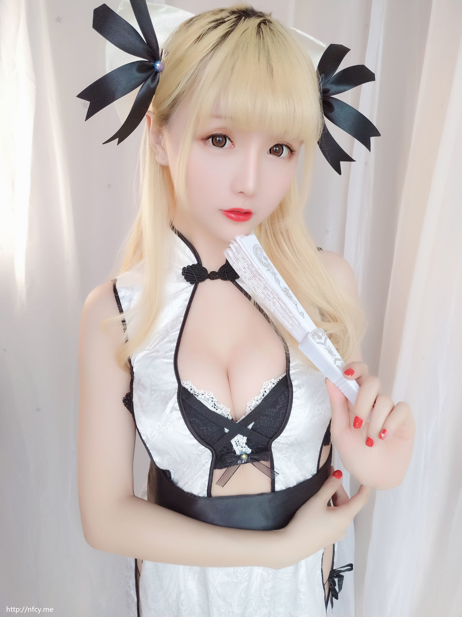 [萝莉COS] 星之迟迟 VOL.10 优雅旗袍包