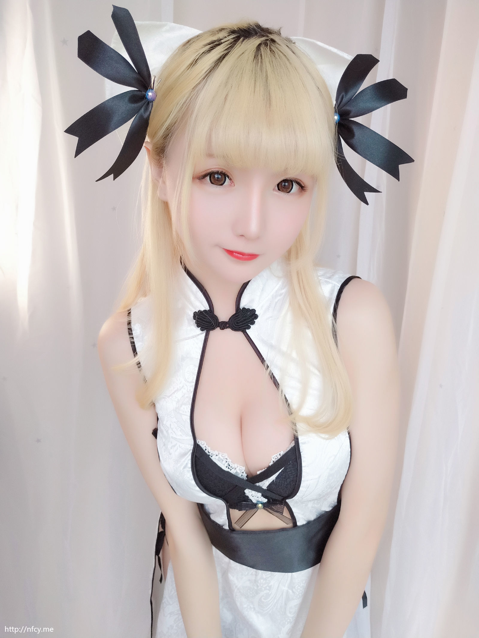 [萝莉COS] 星之迟迟 VOL.10 优雅旗袍包