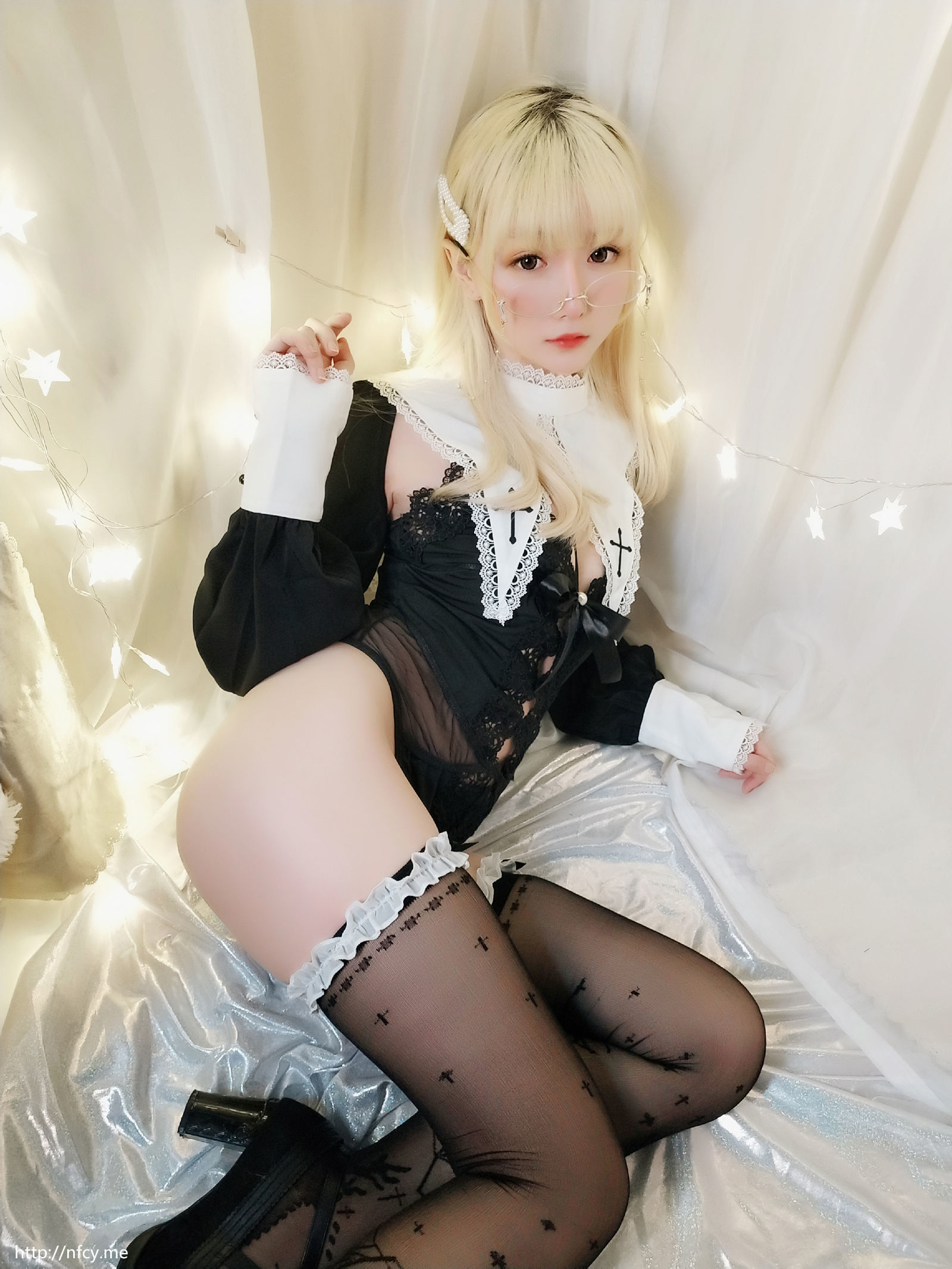 [萝莉COS] 星之迟迟 VOL.15 圣光修女包