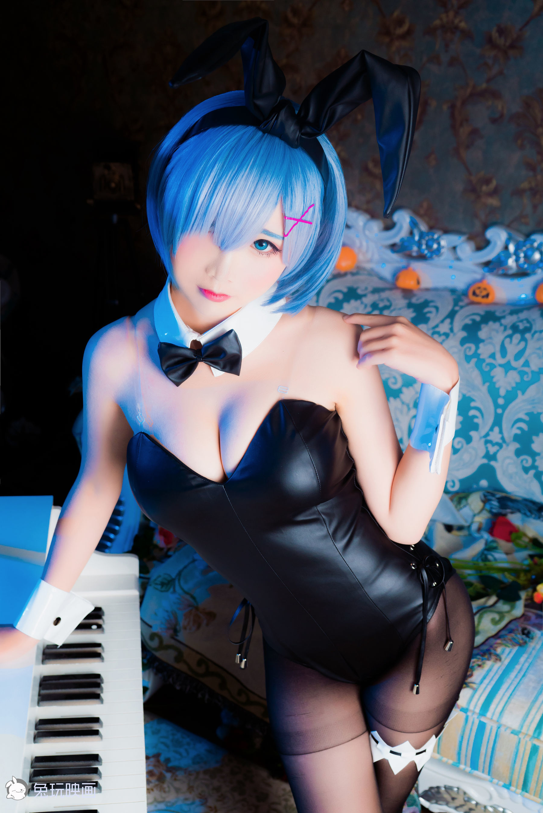 [萝莉COS] 面饼仙儿 - 兔女郎