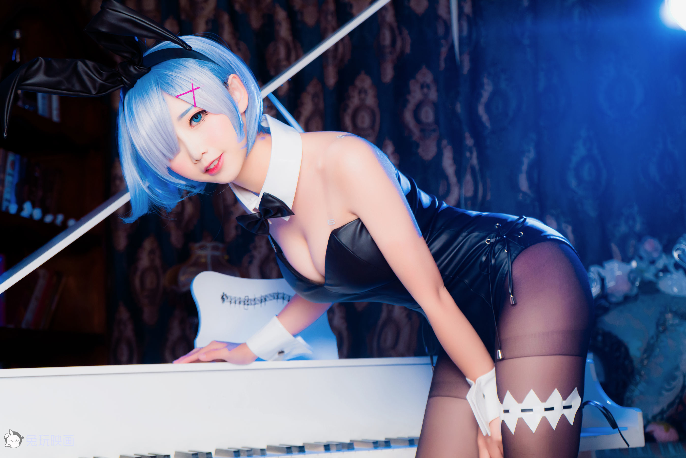[萝莉COS] 面饼仙儿 - 兔女郎