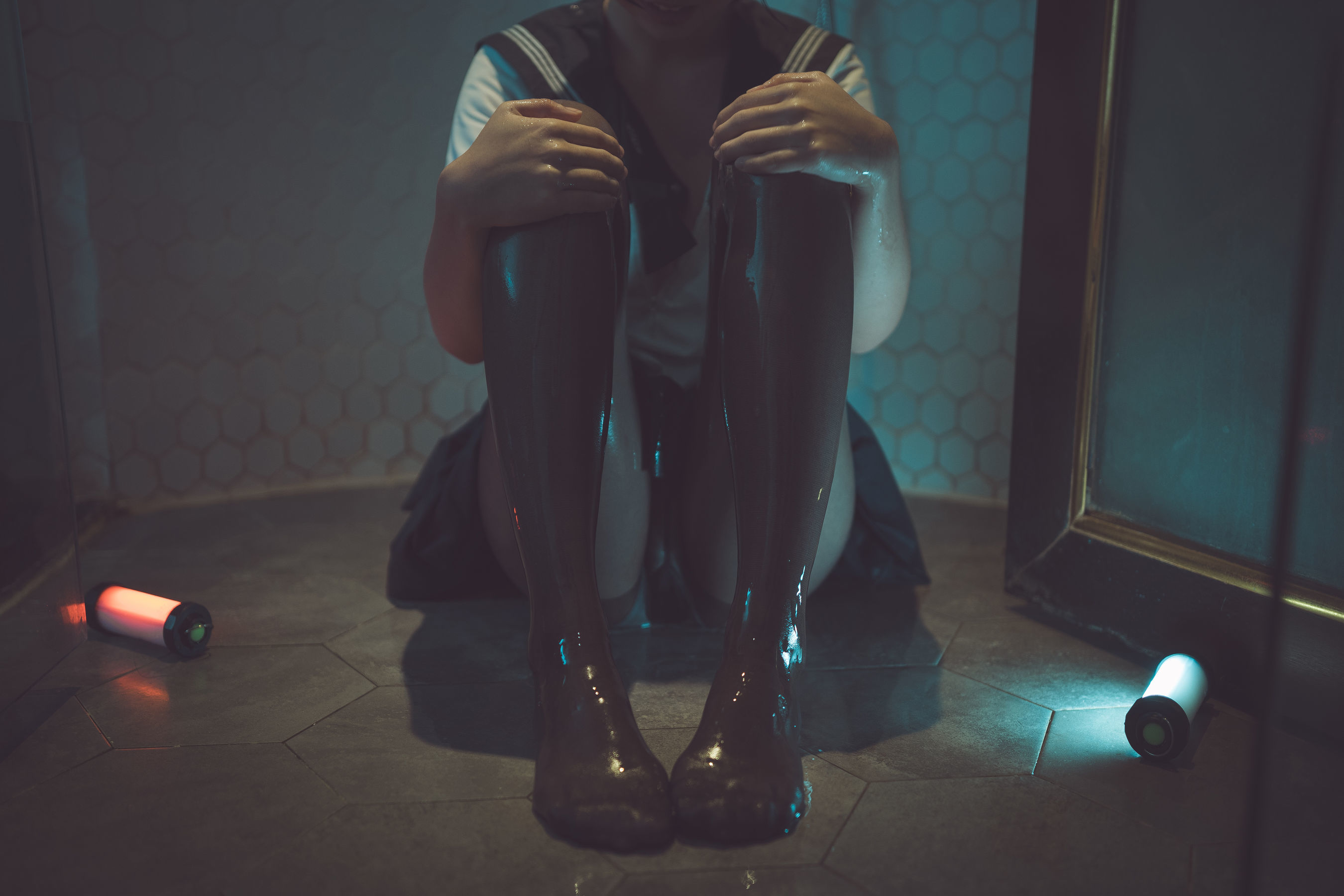 [萝莉COS] 面饼仙儿 - 脑内少女 浴缸黑丝