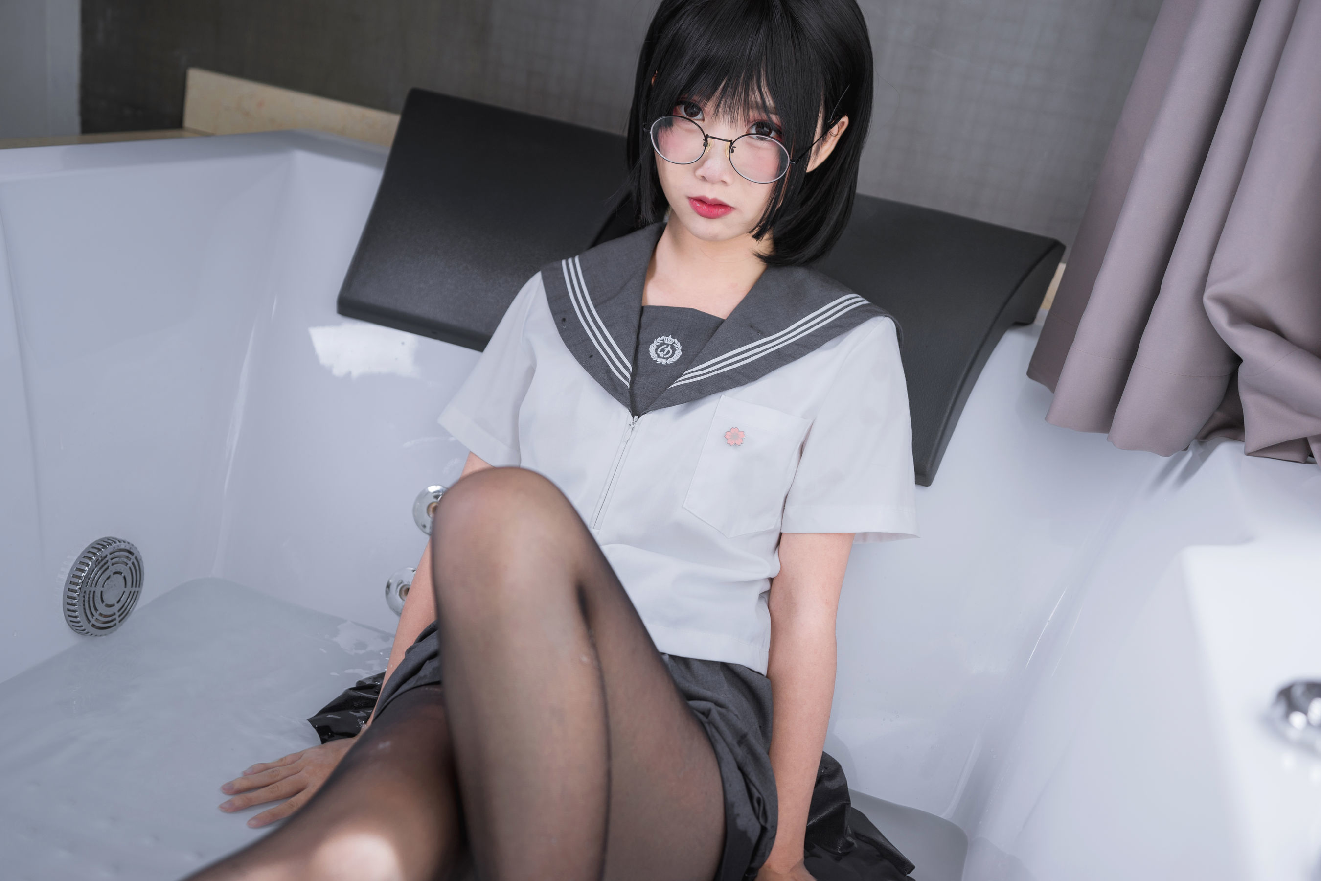 [萝莉COS] 面饼仙儿 - 脑内少女 黑丝JK