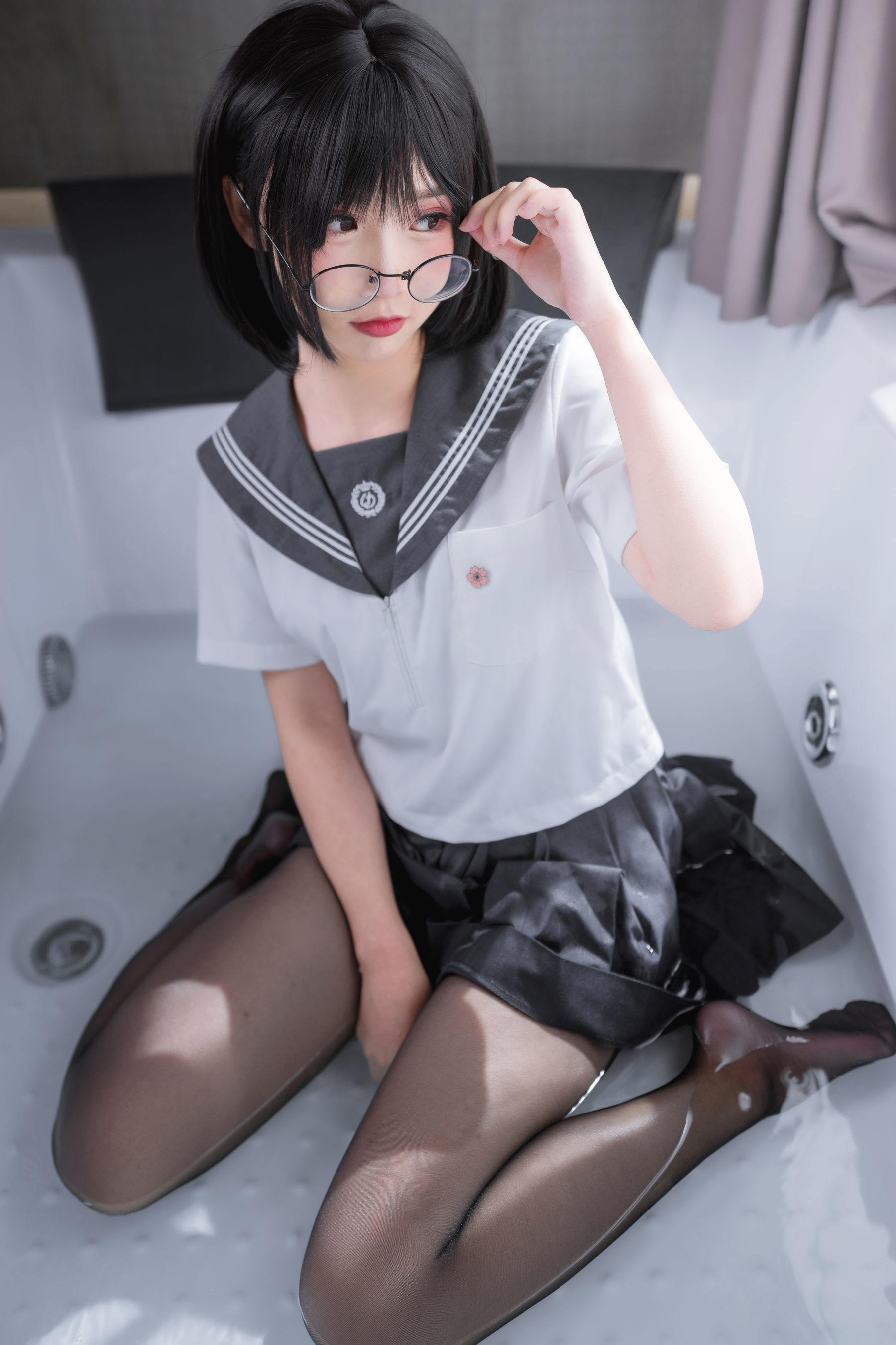 [萝莉COS] 面饼仙儿 - 脑内少女 黑丝JK
