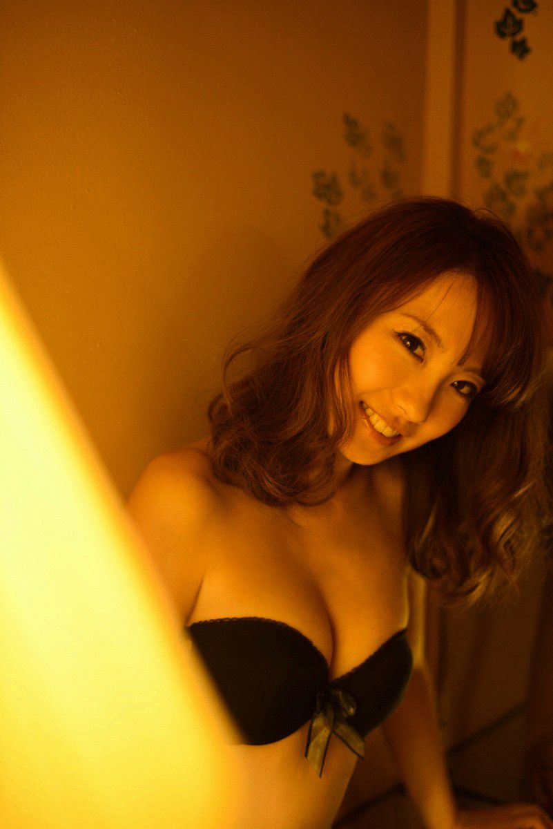 [Wanibooks] NO.106 Azusa Yamamoto 山本梓