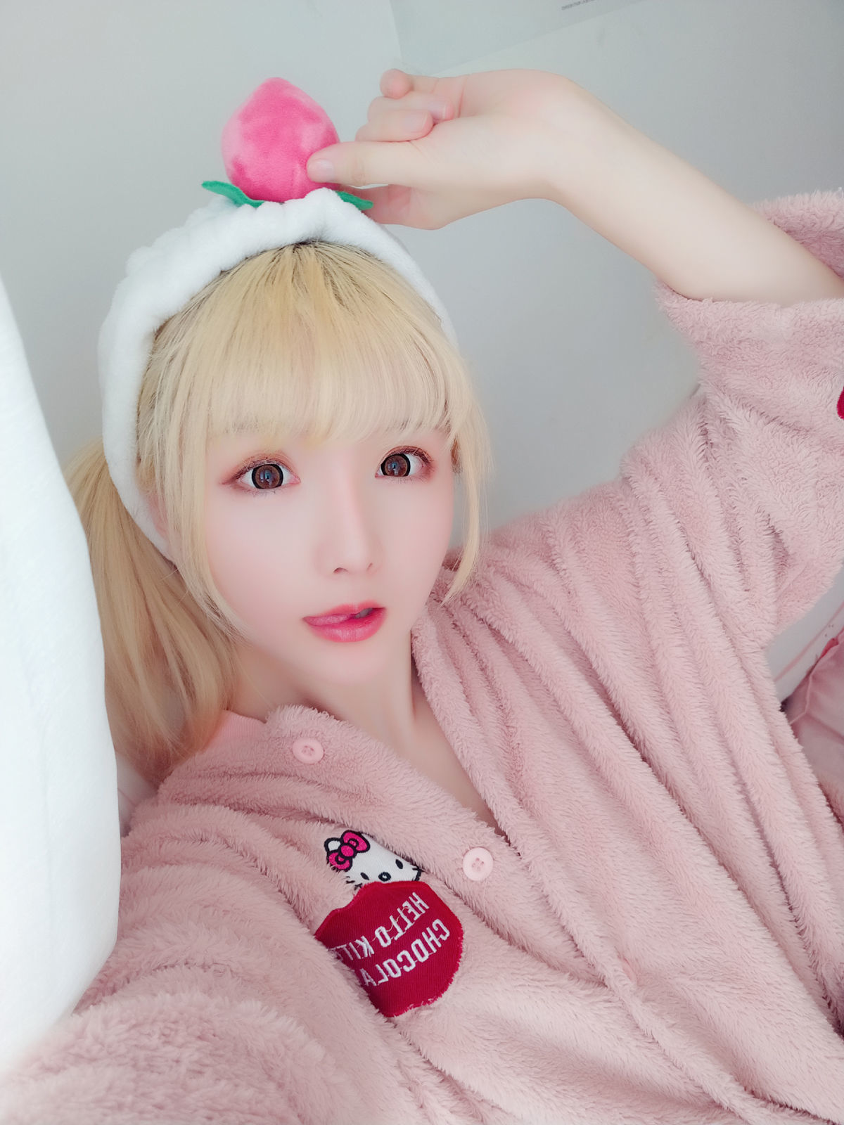 [萝莉COS] 星之迟迟 VOL.01 粉红泡泡包