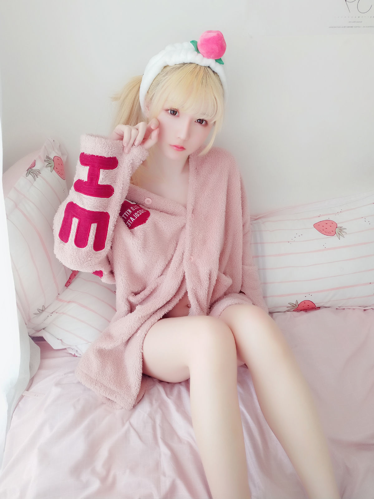 [萝莉COS] 星之迟迟 VOL.01 粉红泡泡包