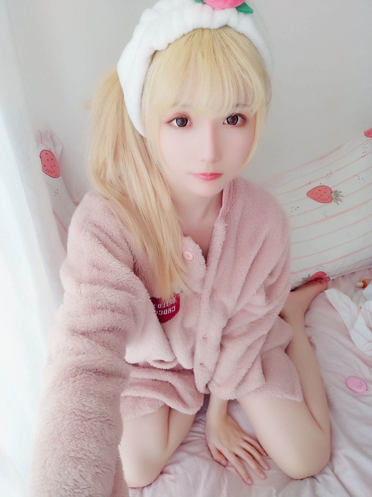 [萝莉COS] 星之迟迟 VOL.01 粉红泡泡包