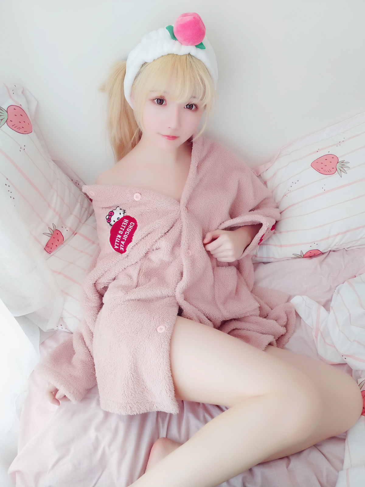 [萝莉COS] 星之迟迟 VOL.01 粉红泡泡包