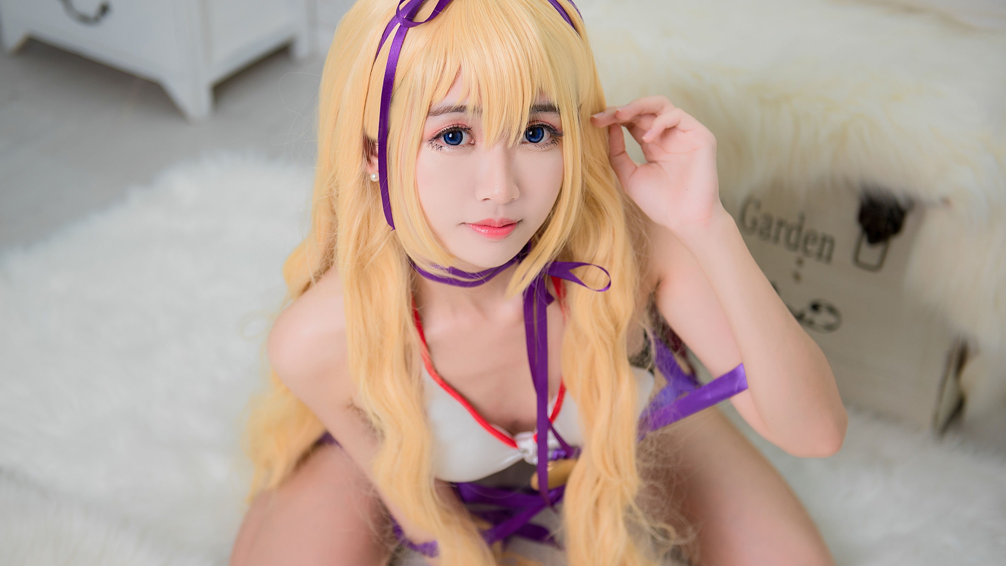 [萝莉COS] 鳗鱼霏儿 - 性感吊带睡裙