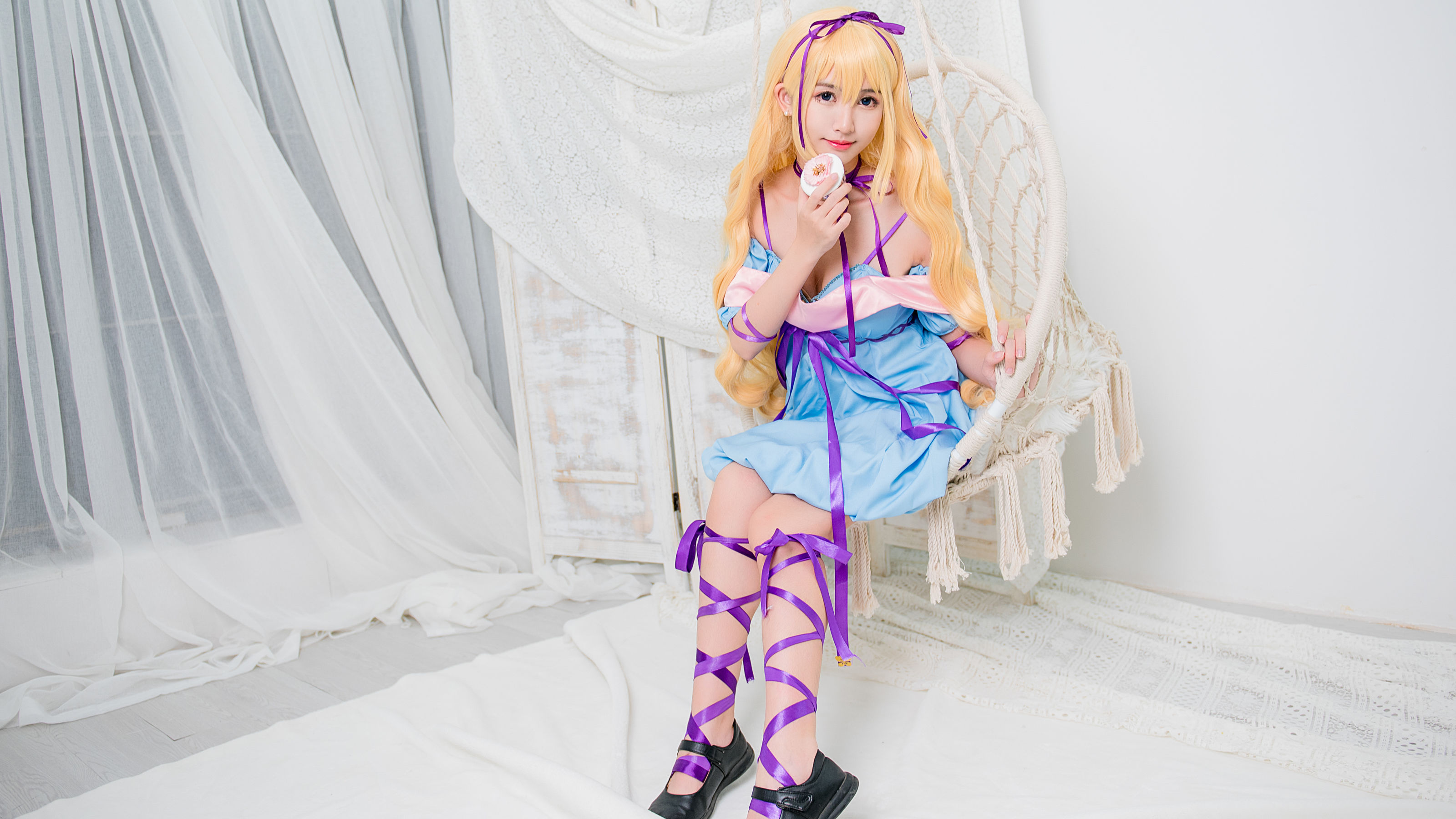 [萝莉COS] 鳗鱼霏儿 - 性感吊带睡裙