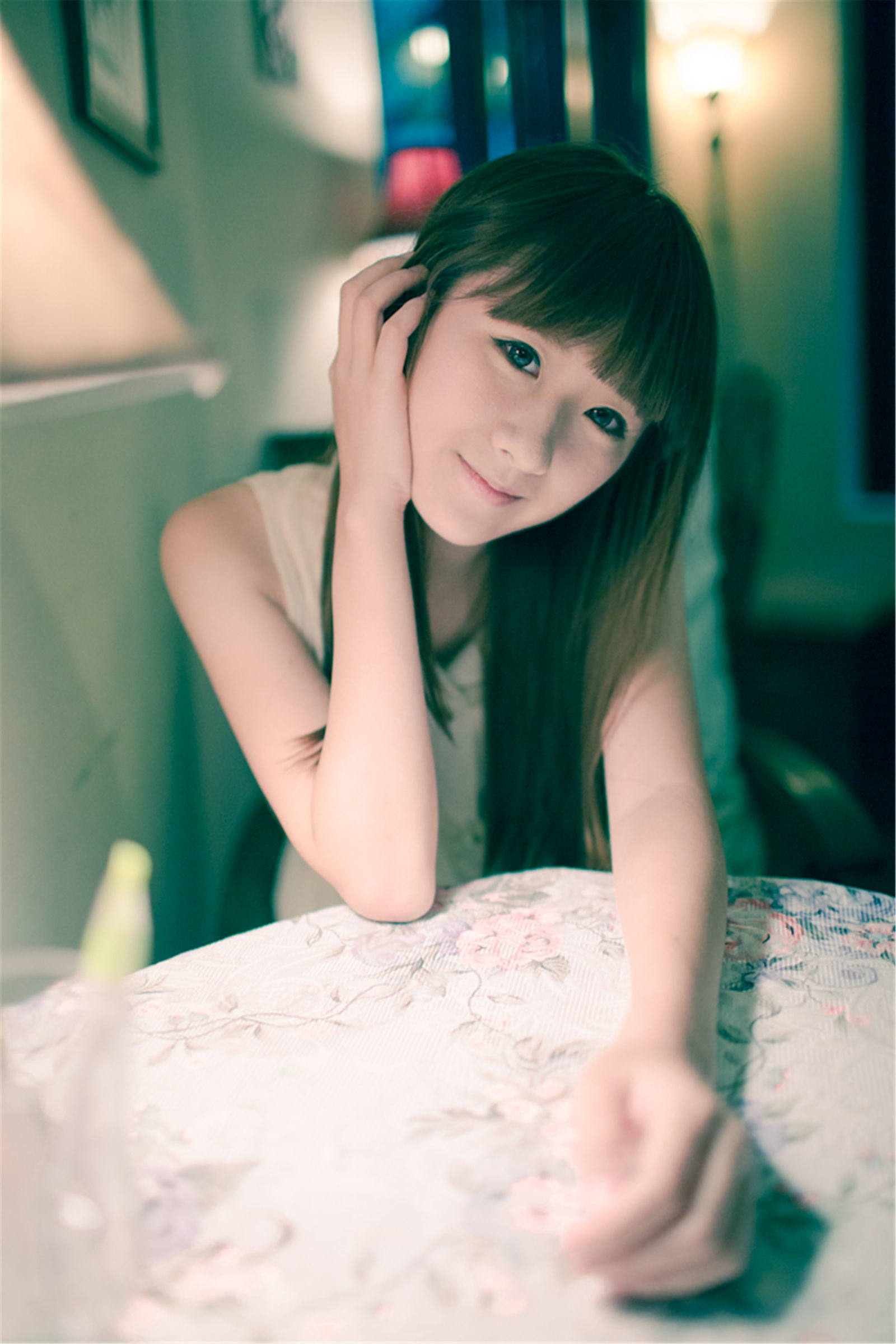[台湾美女] 李思嫻 陽明山外拍