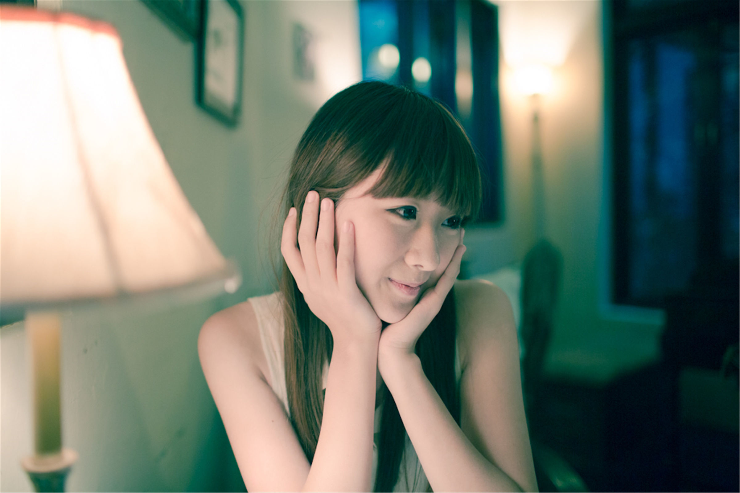[台湾美女] 李思嫻 陽明山外拍