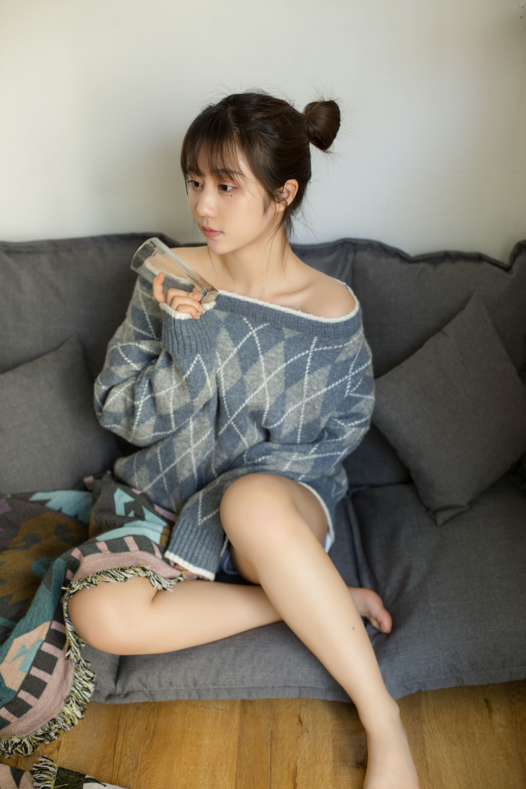 [萝莉COS] 微博福利姬镜酱 - 不知梦 日常