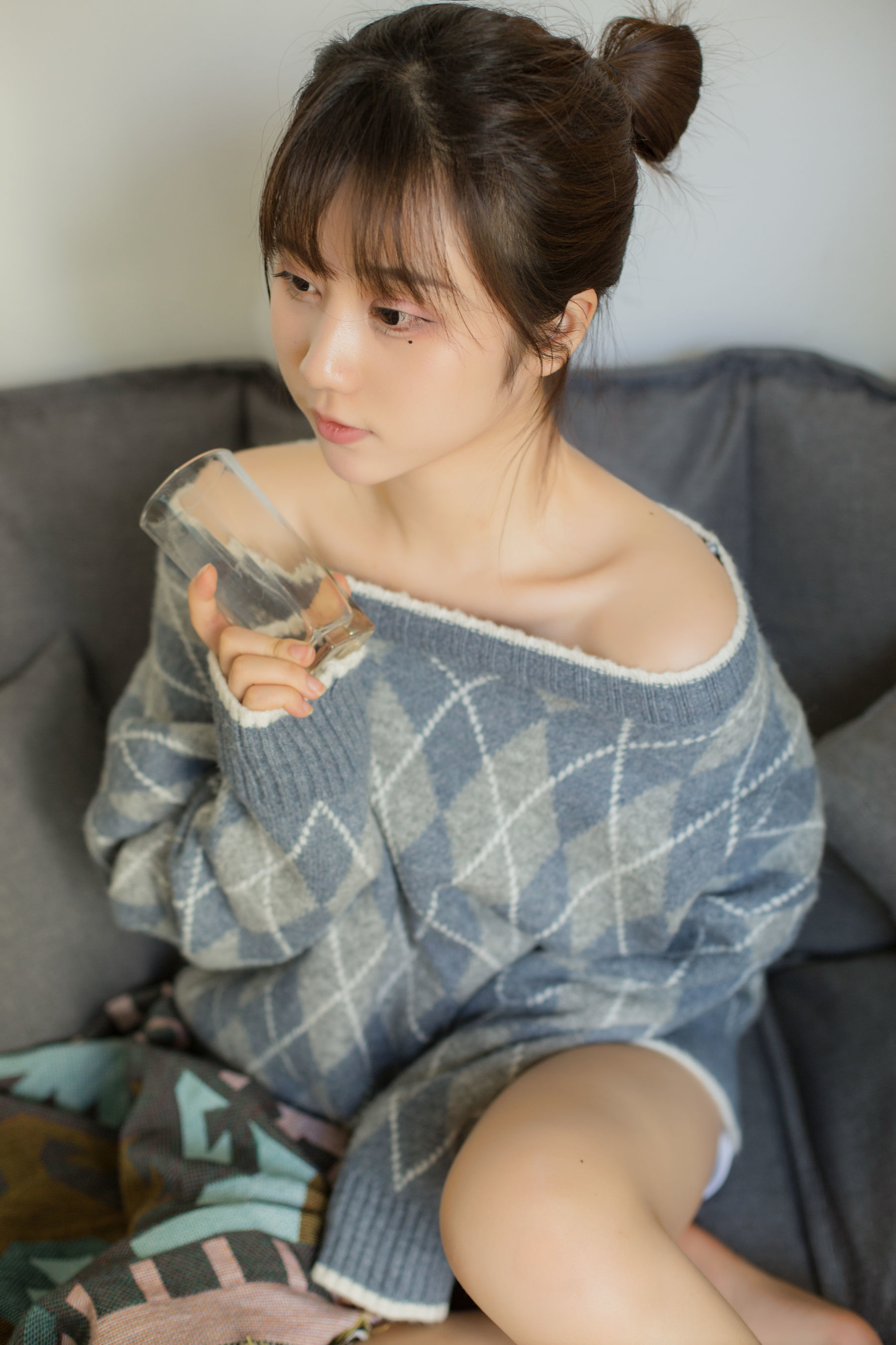 [萝莉COS] 微博福利姬镜酱 - 不知梦 日常