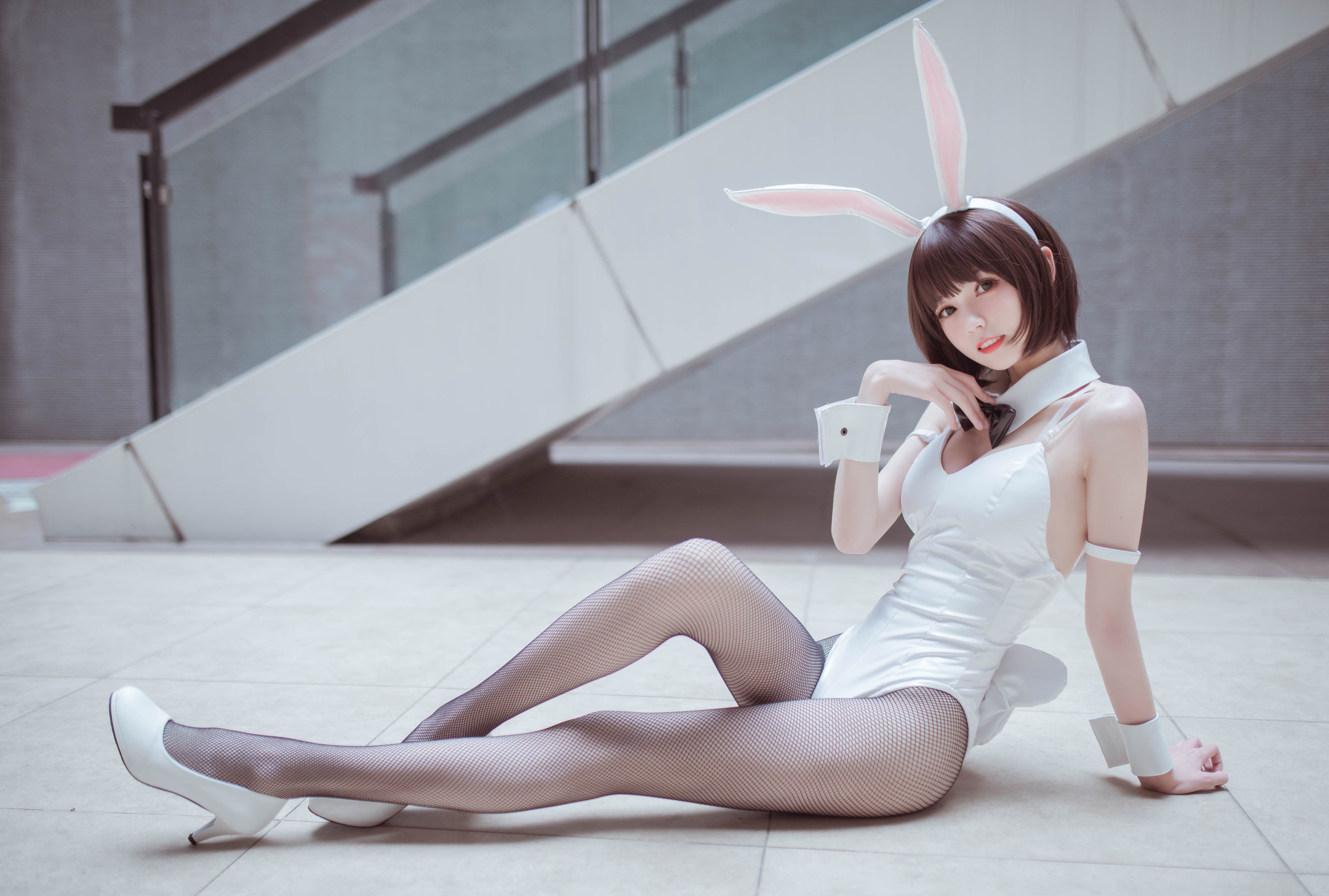 [萝莉COS] 小妖精你的负卿 - 圣人惠兔女郎