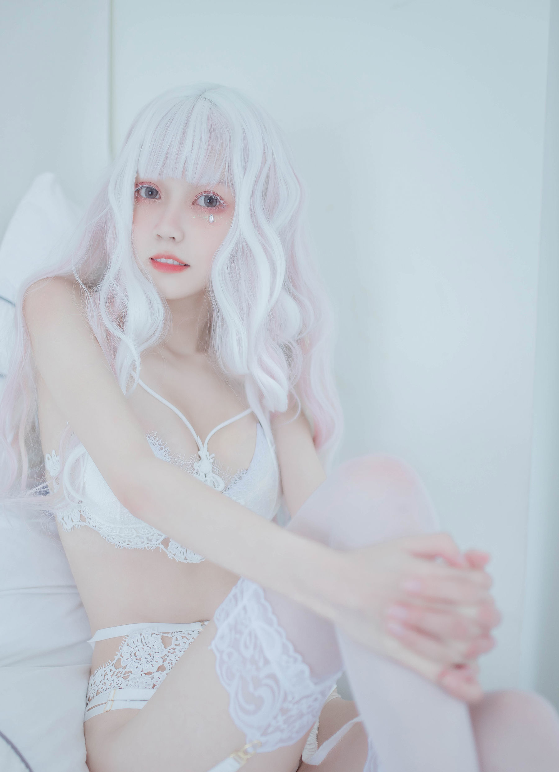 [萝莉COS] 小妖精你的负卿 - 白色蕾丝私房